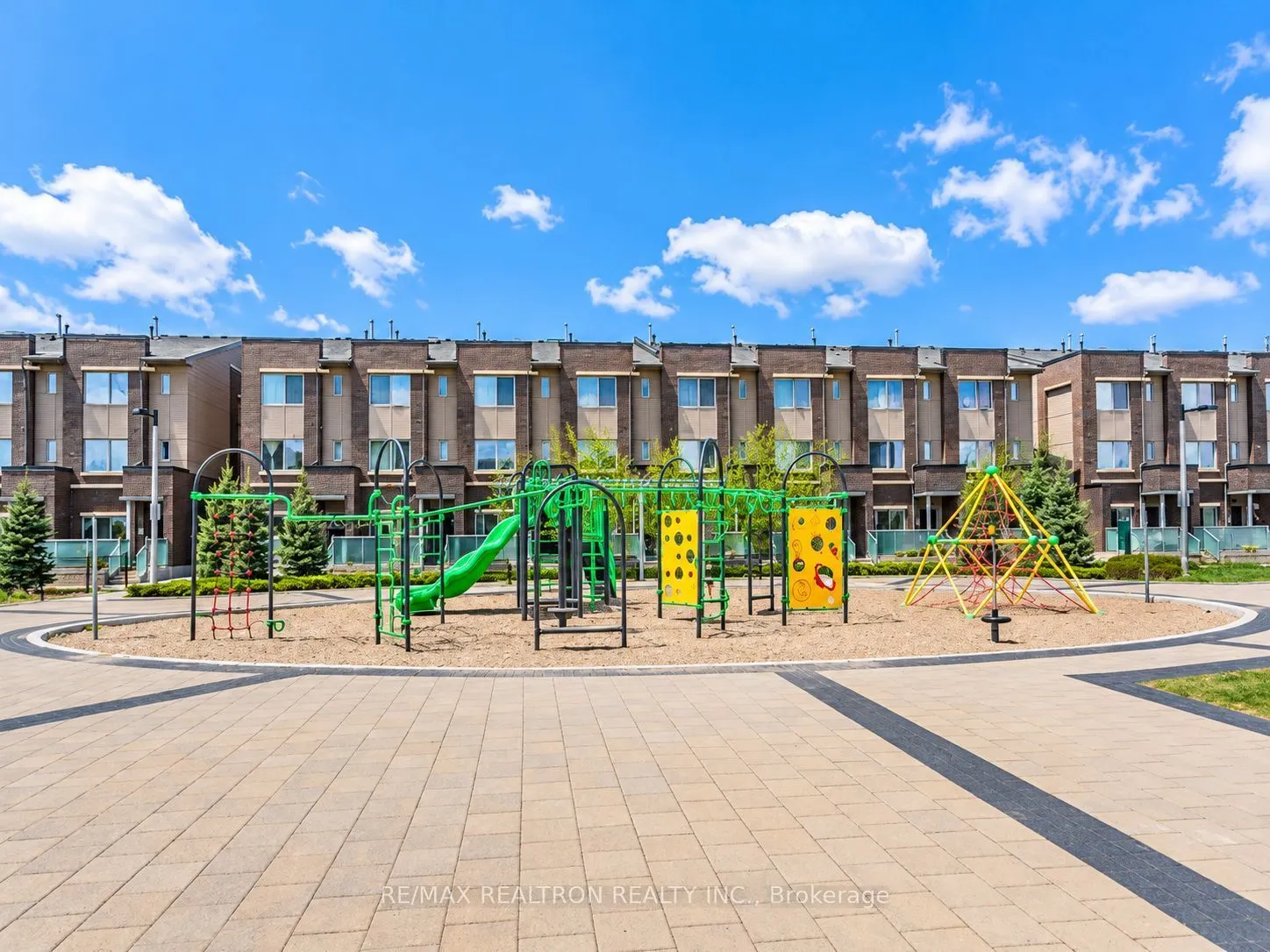 181 Village Green Square #2013
