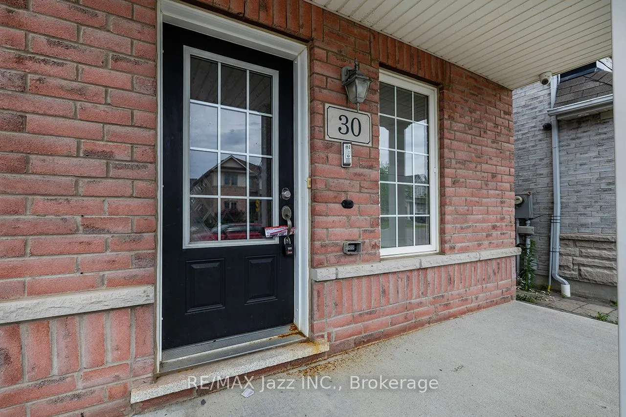 30 Lloydminster Avenue