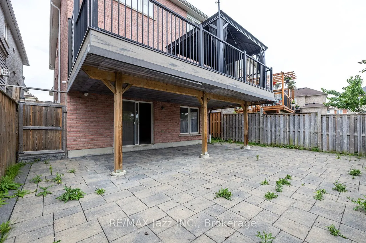30 Lloydminster Avenue