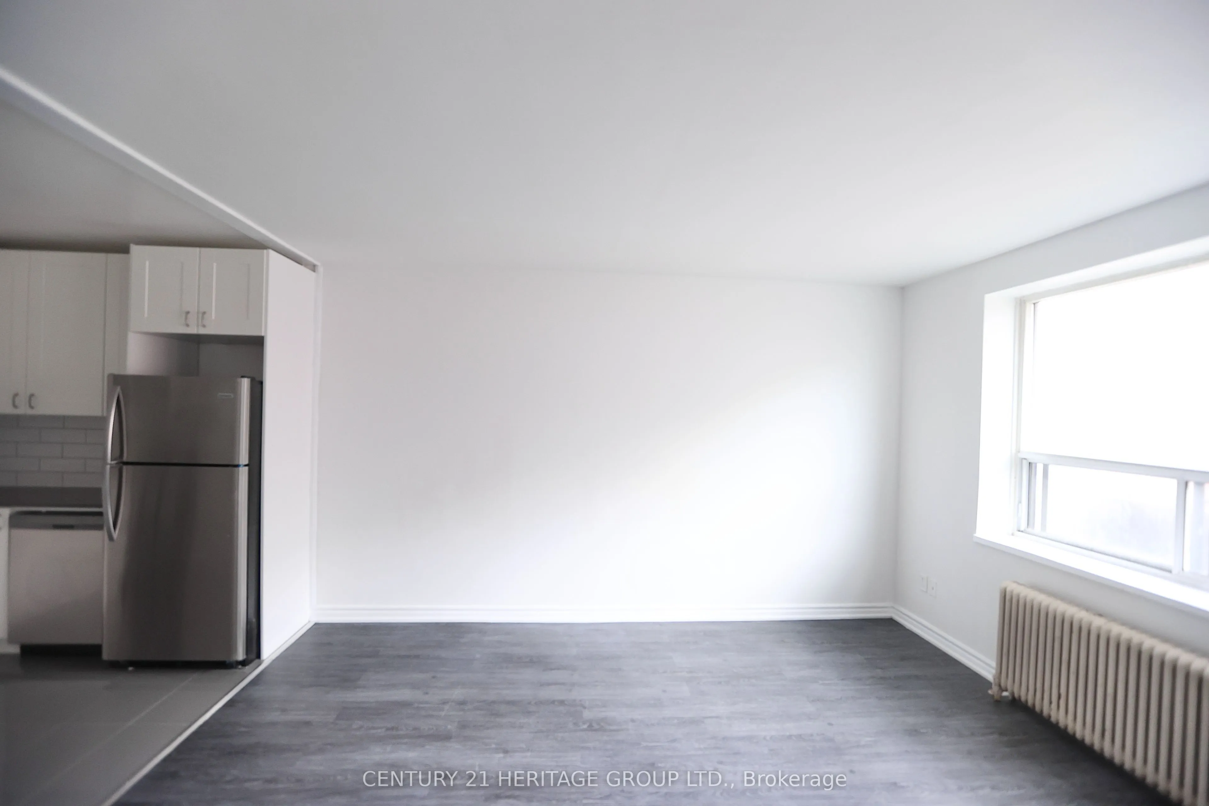 3101 Eglinton Avenue E #211