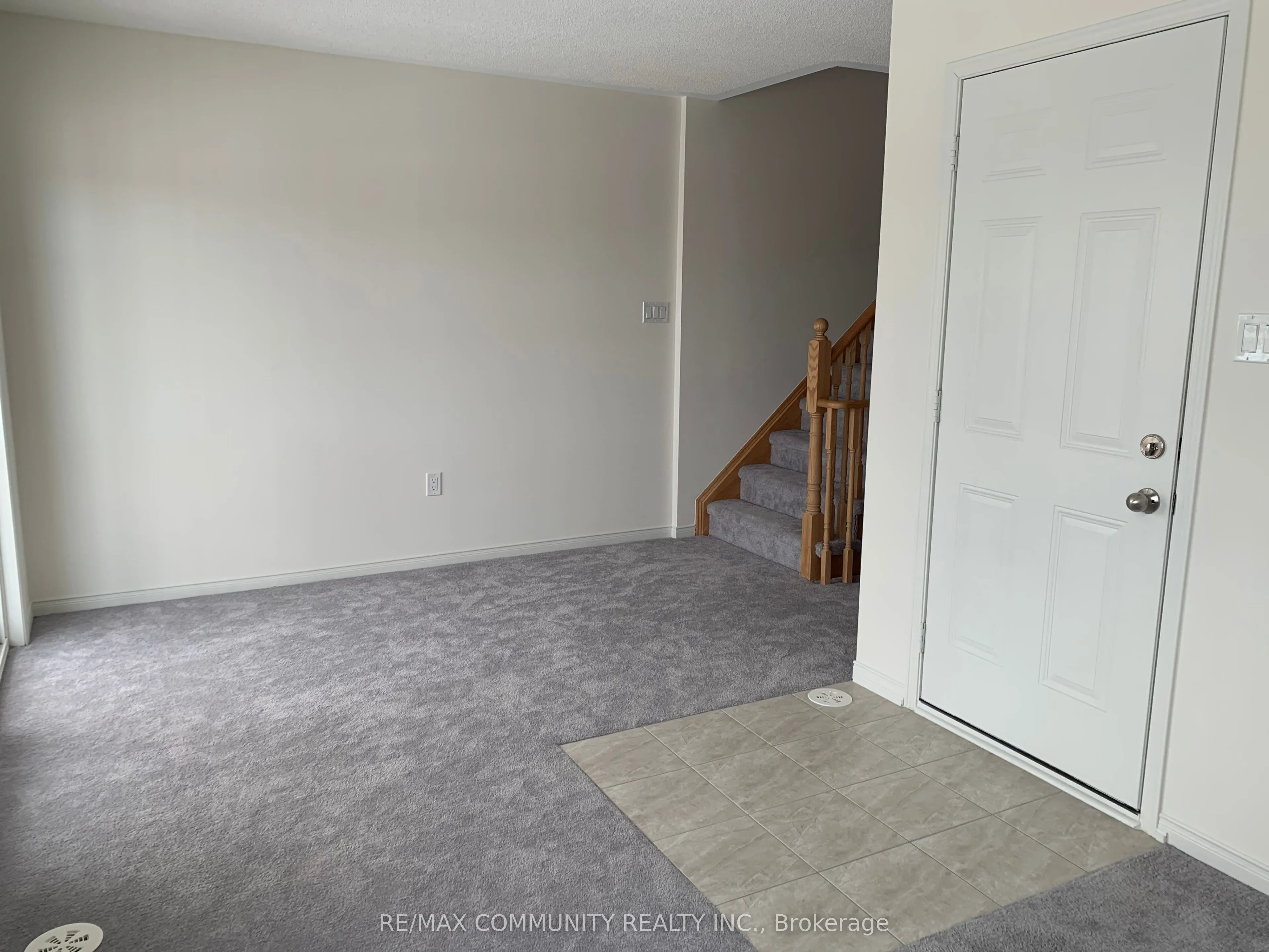 2613 Deputy Minister Path Avenue #7