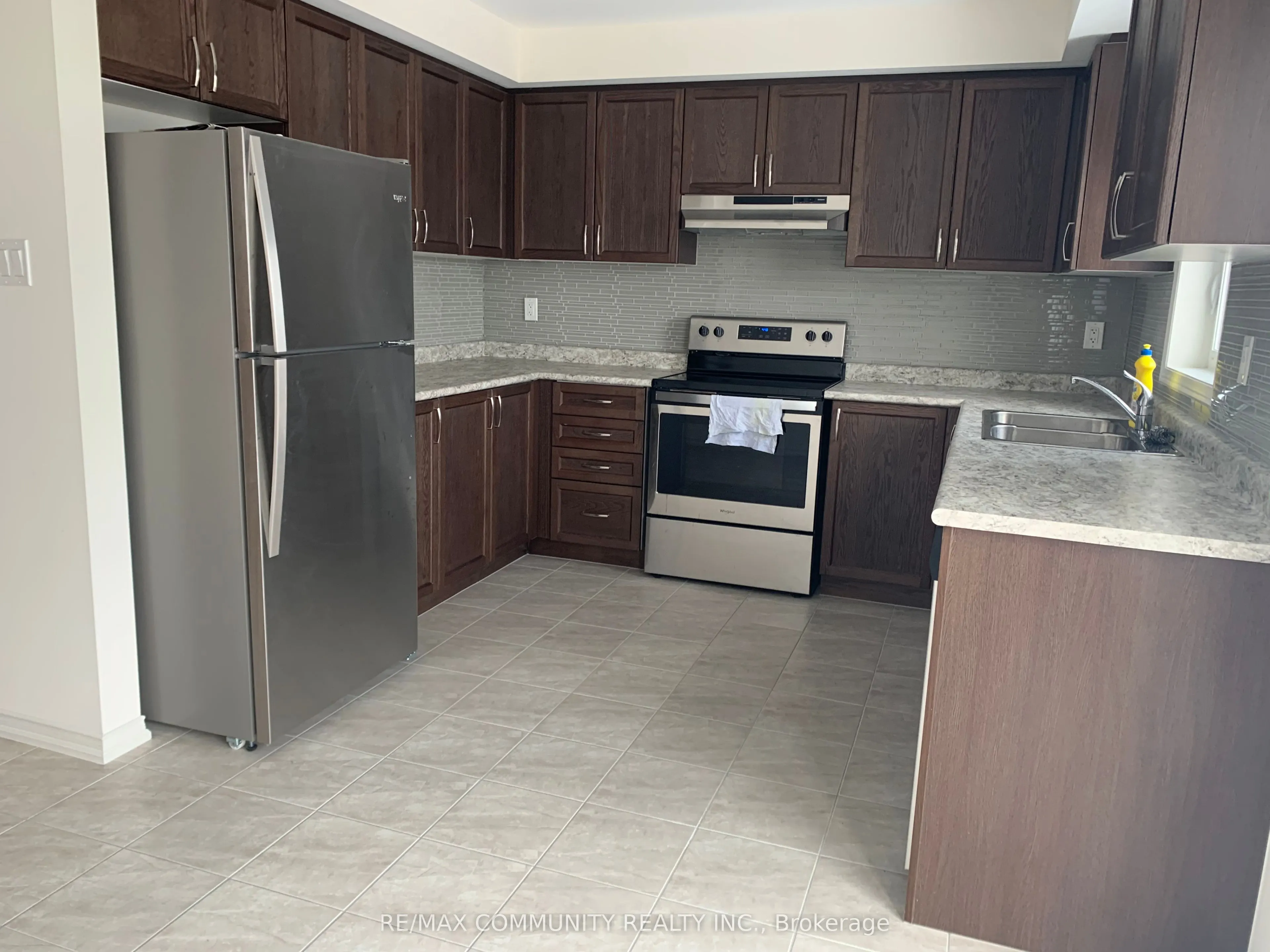 2613 Deputy Minister Path Avenue #7