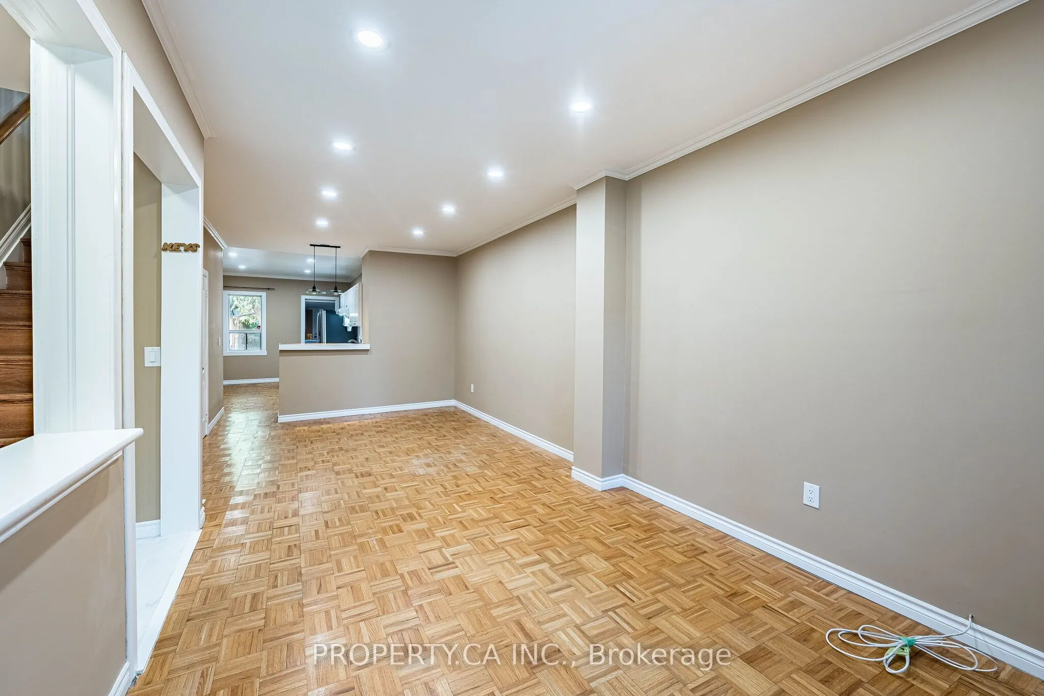 32 Frankdale Avenue