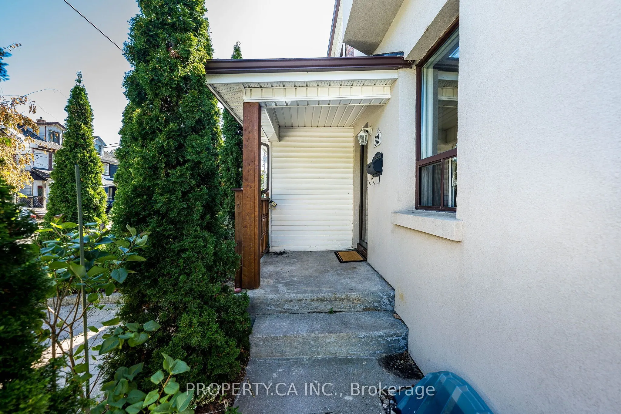 32 Frankdale Avenue