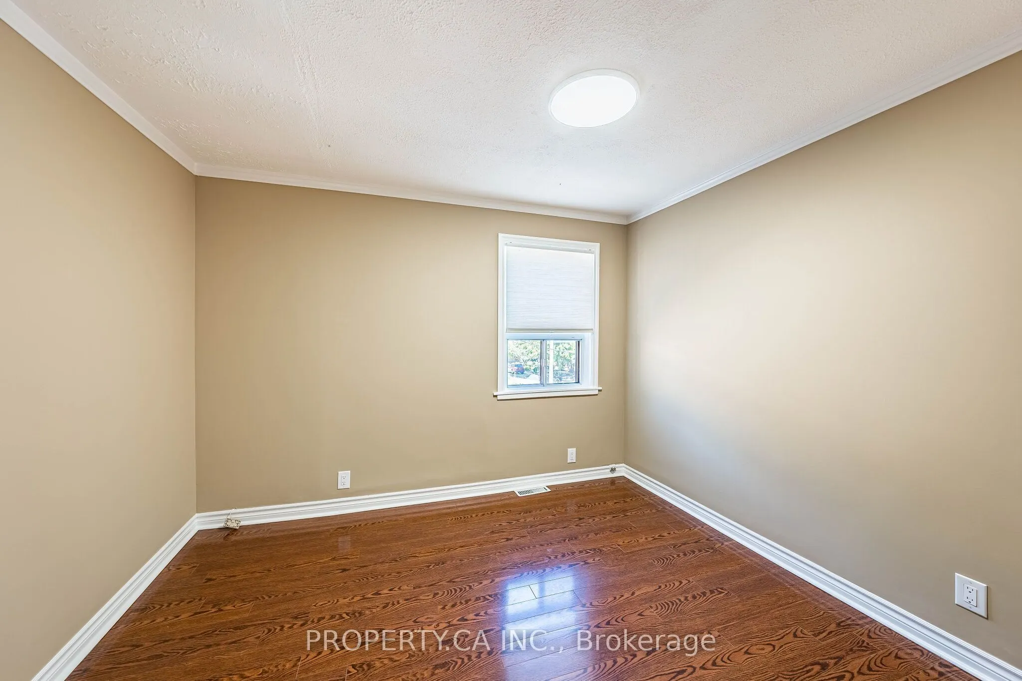 32 Frankdale Avenue