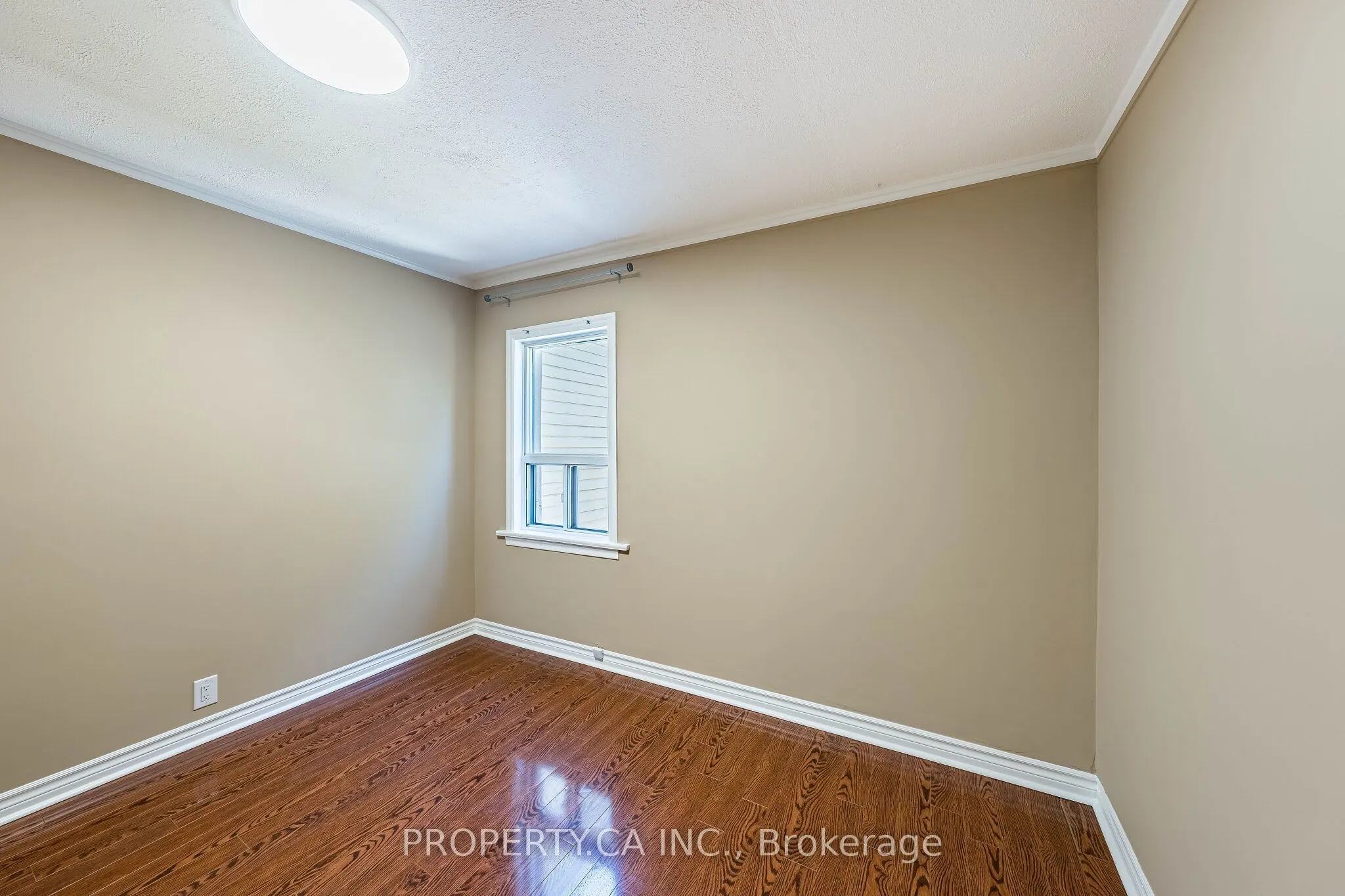 32 Frankdale Avenue
