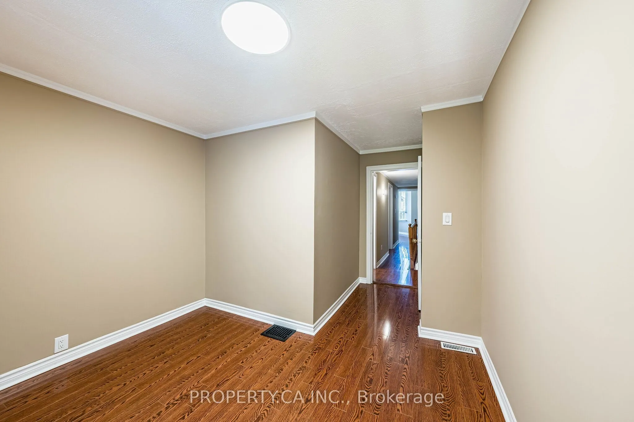 32 Frankdale Avenue
