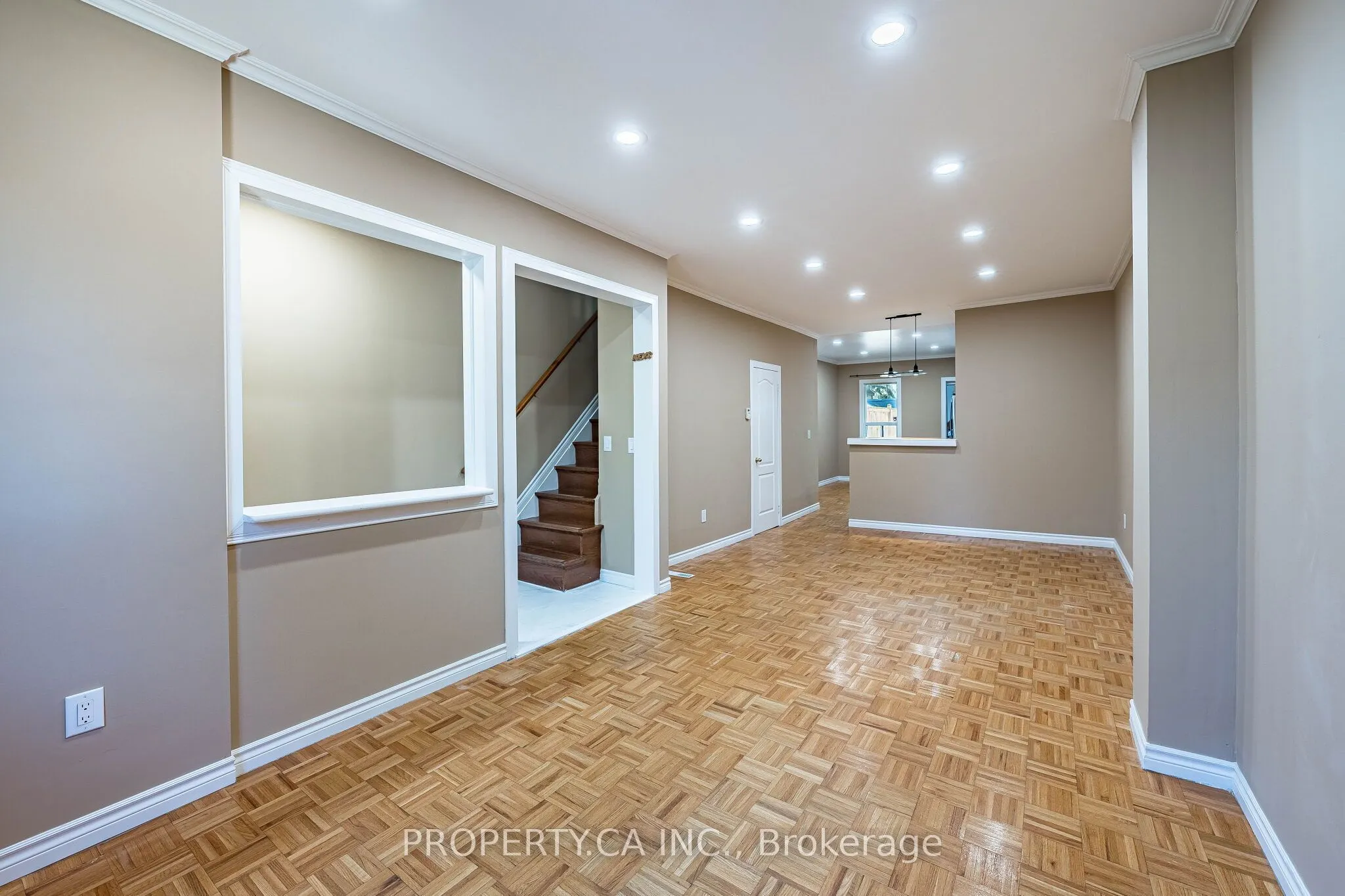 32 Frankdale Avenue
