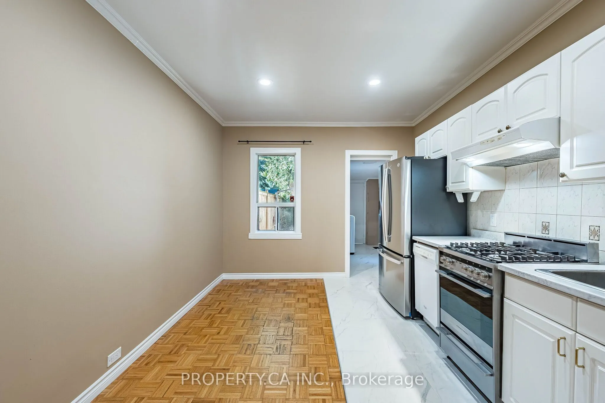 32 Frankdale Avenue