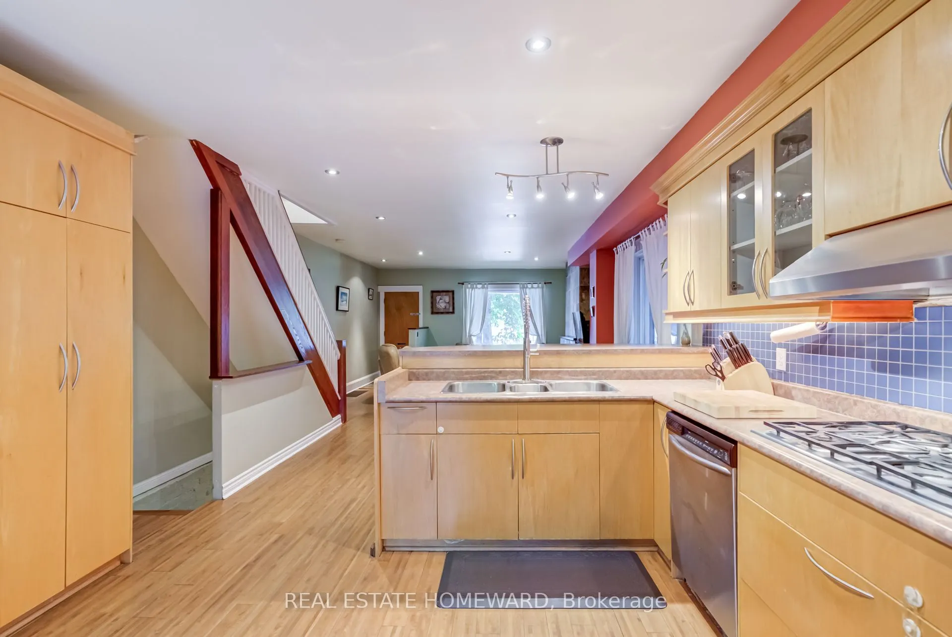 145 Kingston Road