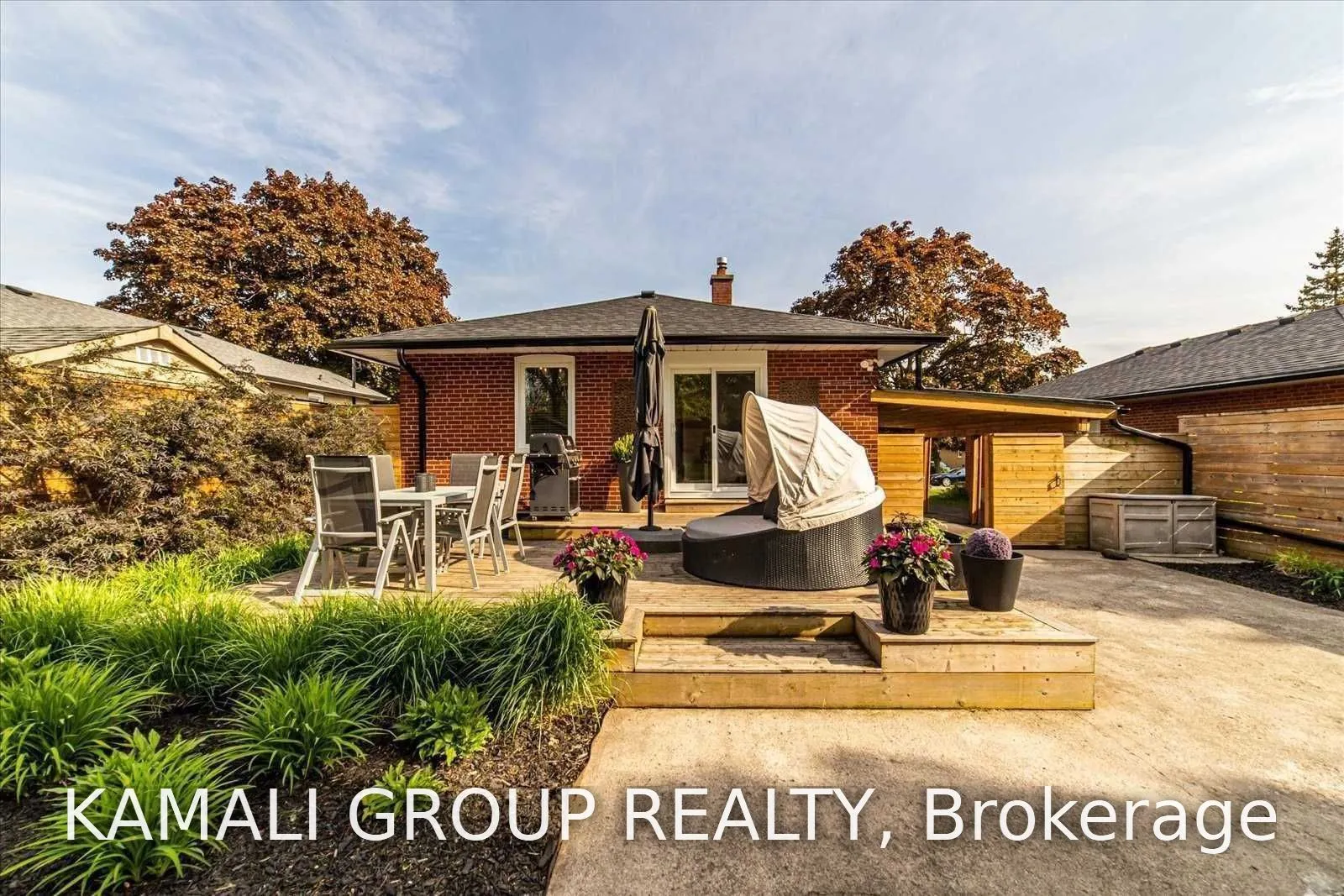 714 Gilbert Street W #MAIN