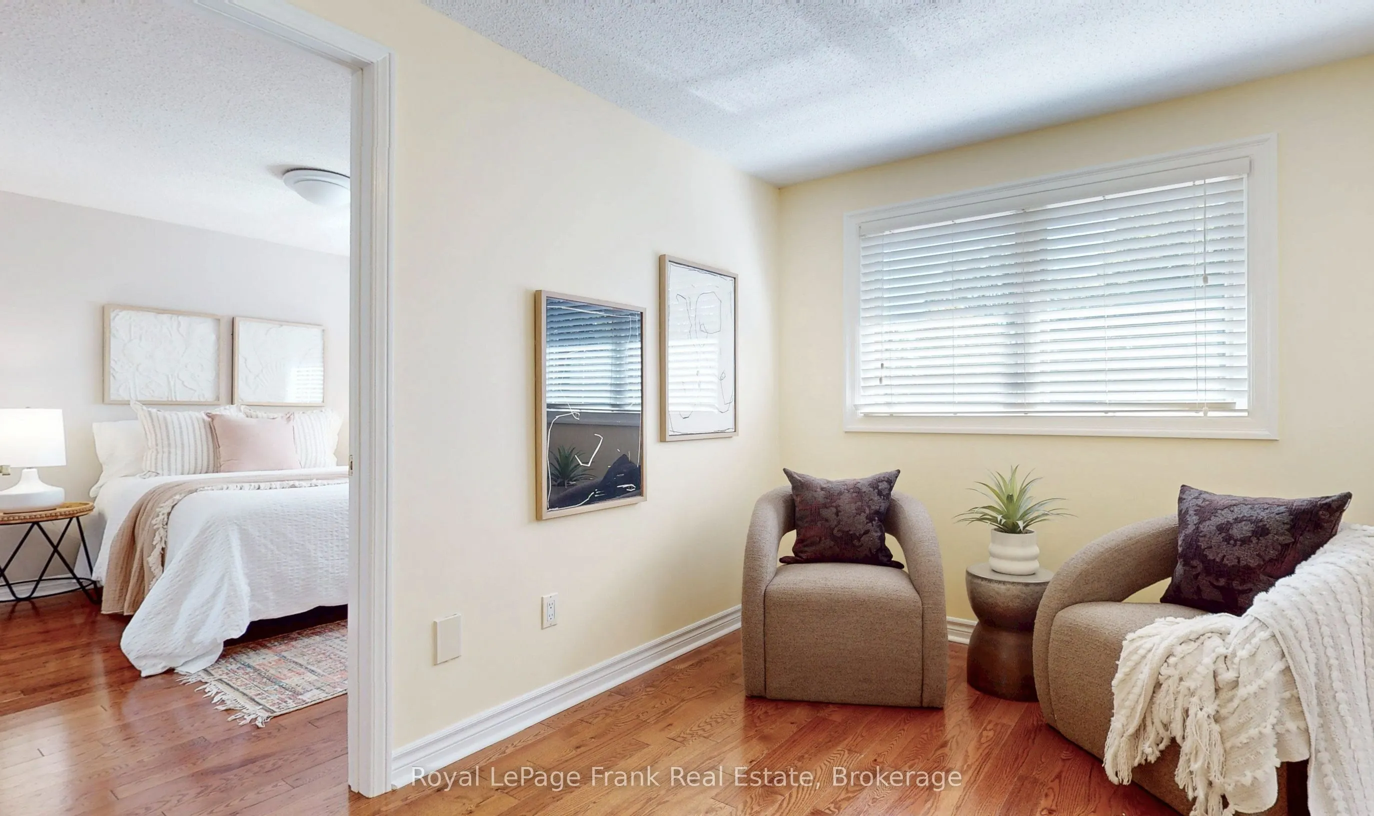 204 St John Street E