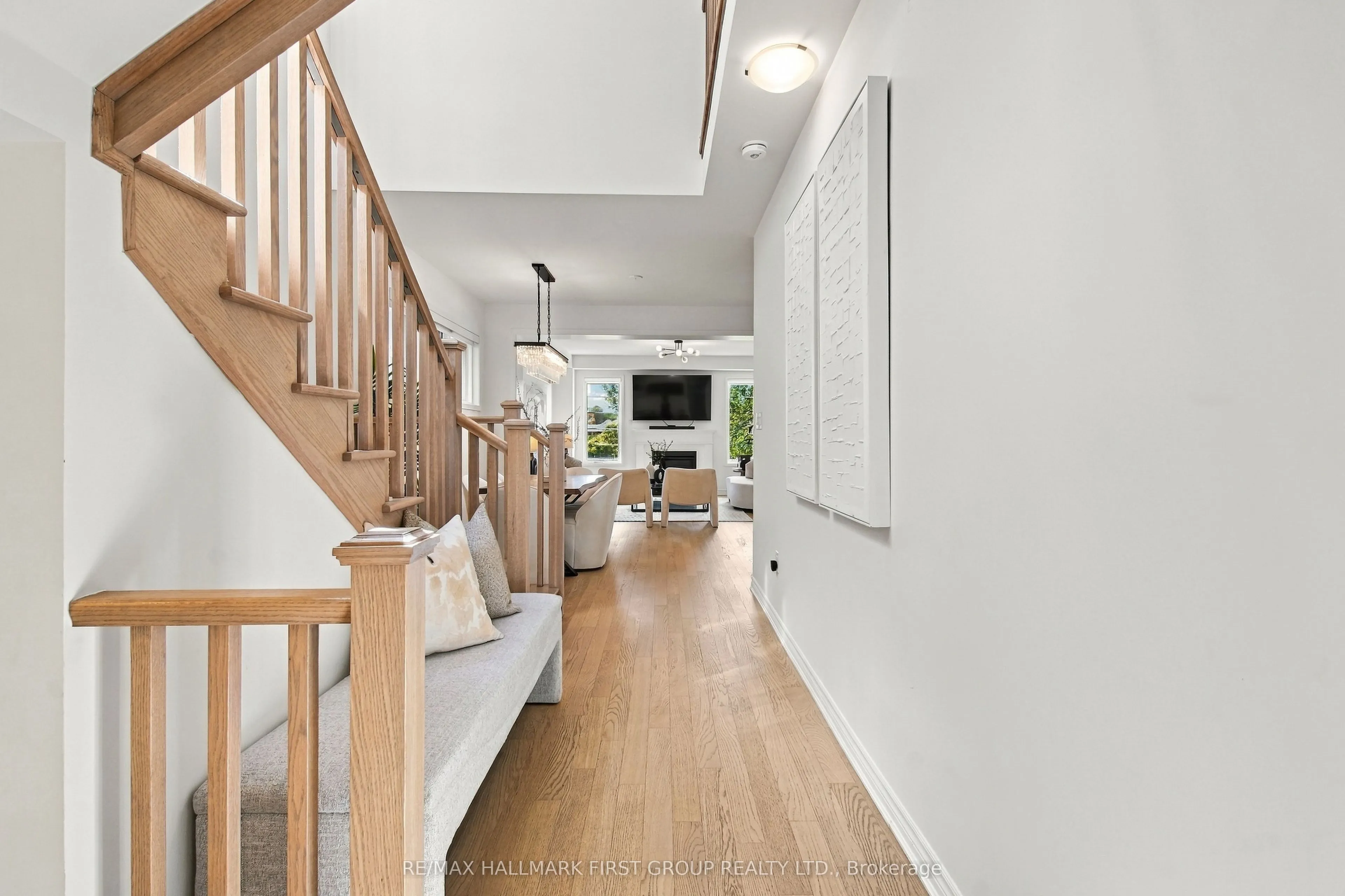 3302 Marchington Square