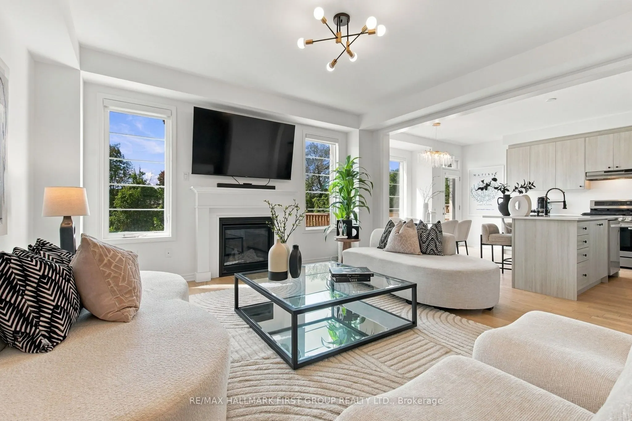3302 Marchington Square
