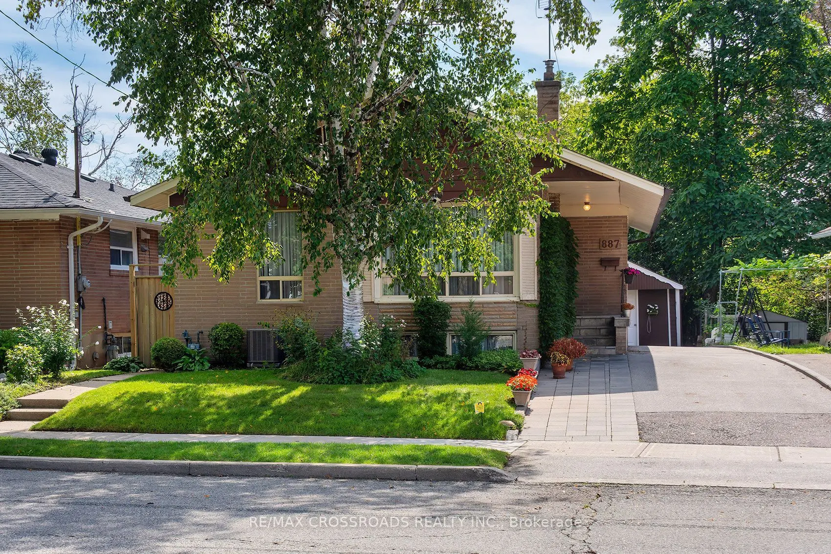 887 Brimorton Drive