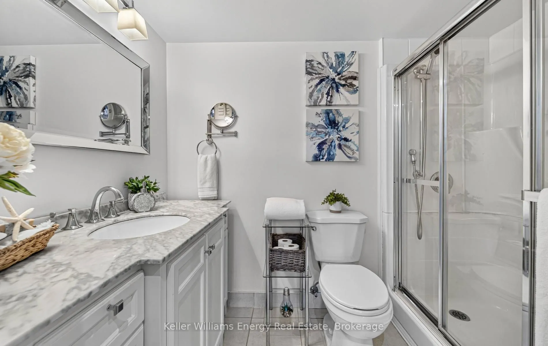 360 Watson Street W #308