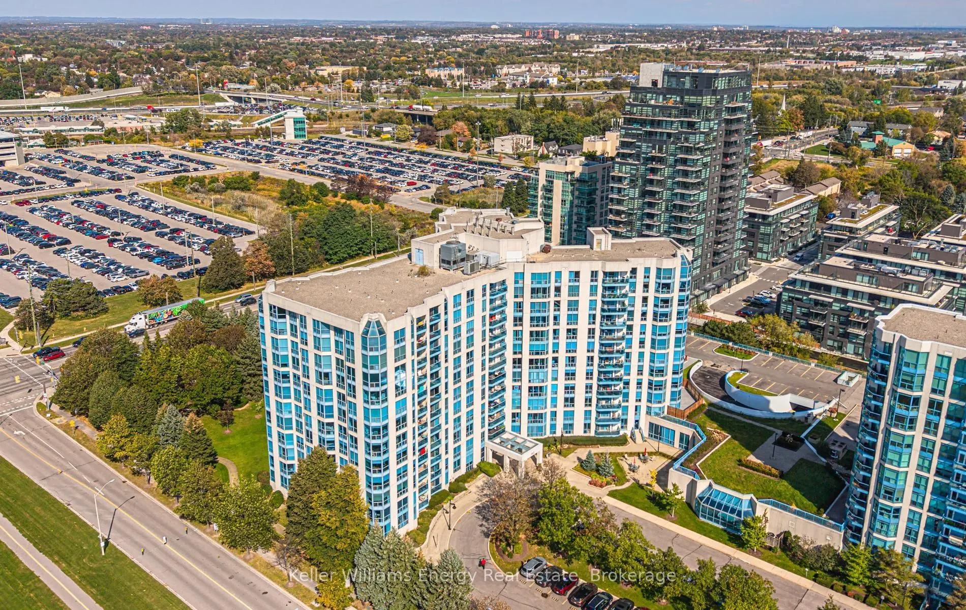 360 Watson Street W #308
