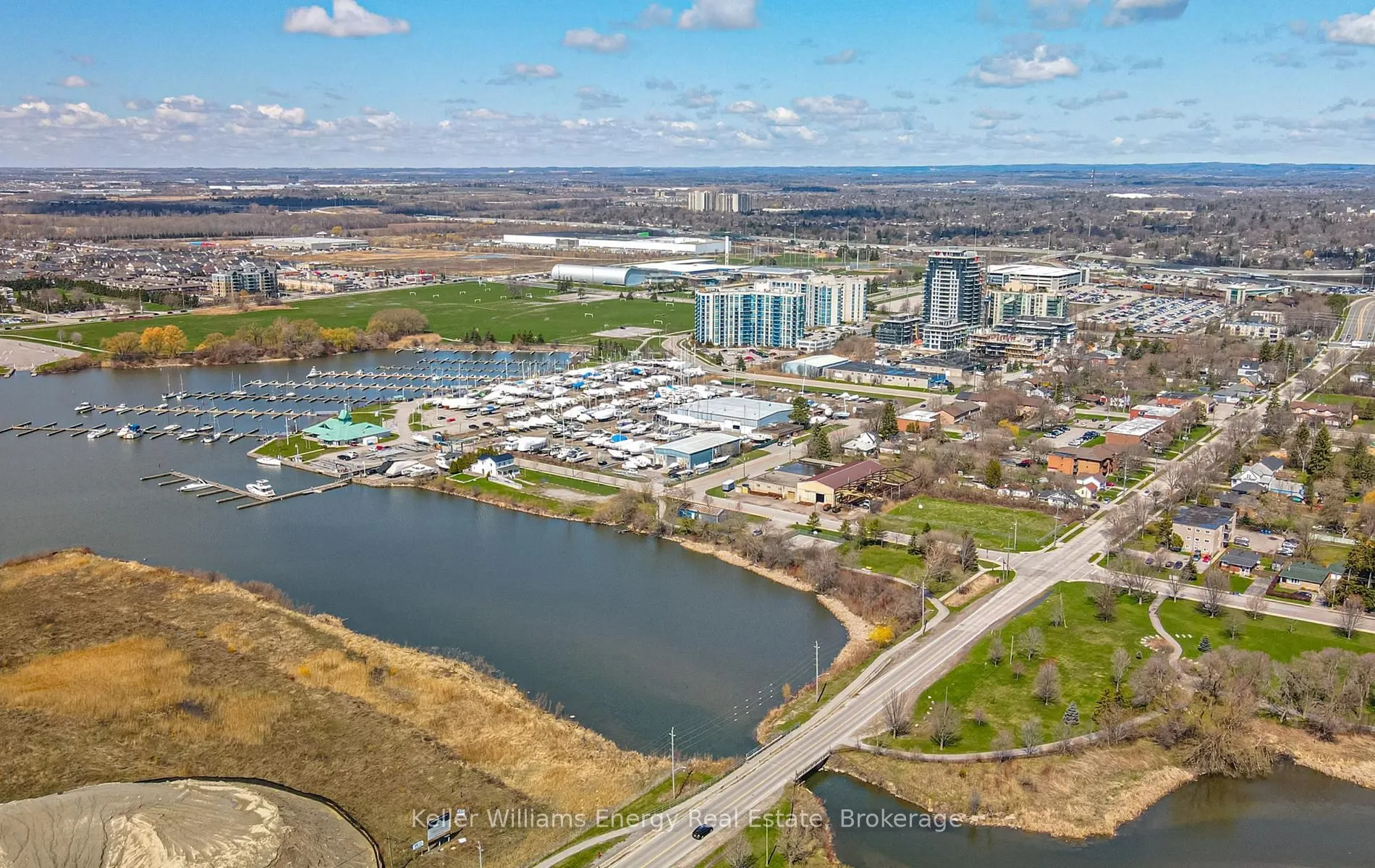 360 Watson Street W #308