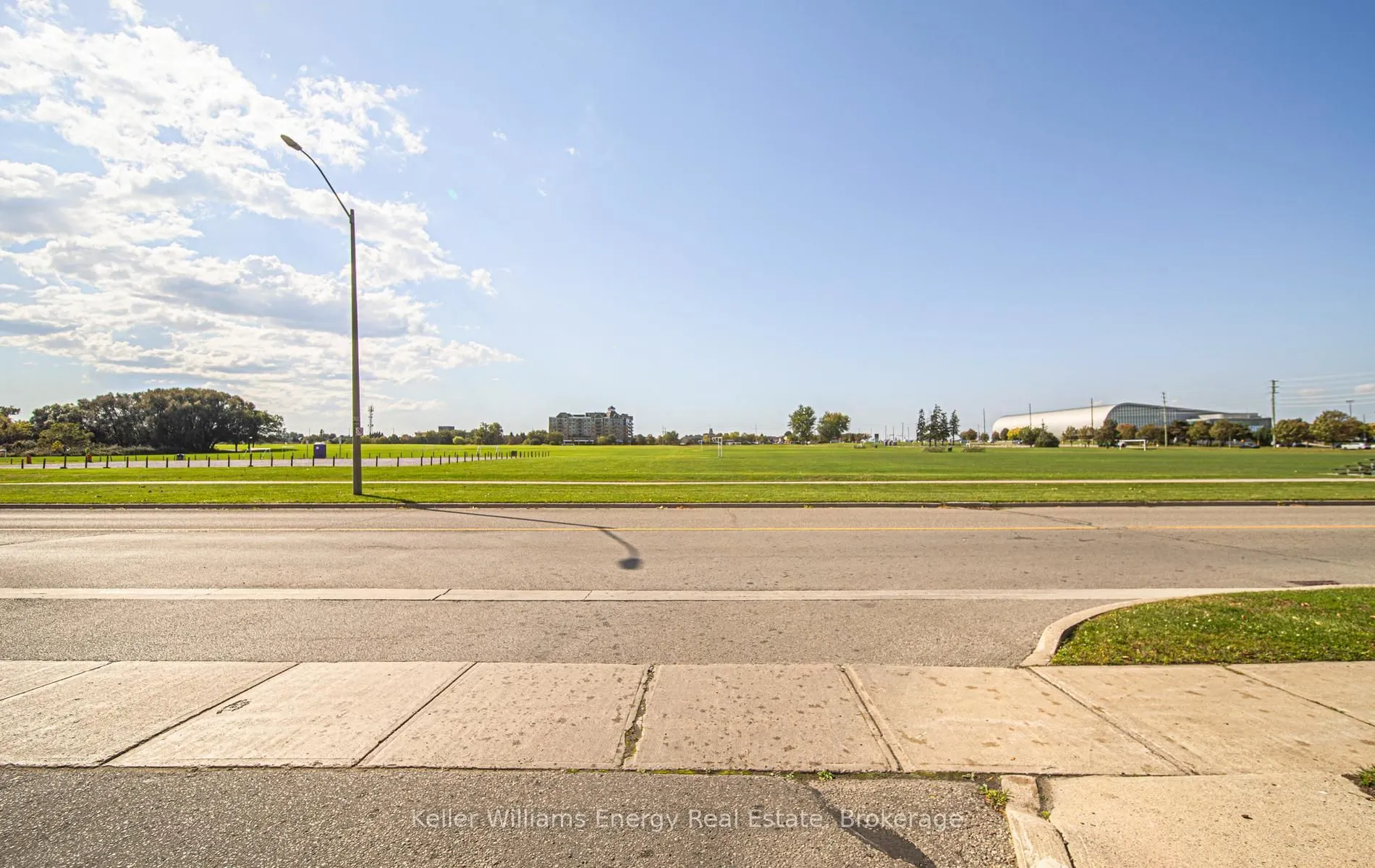 360 Watson Street W #308