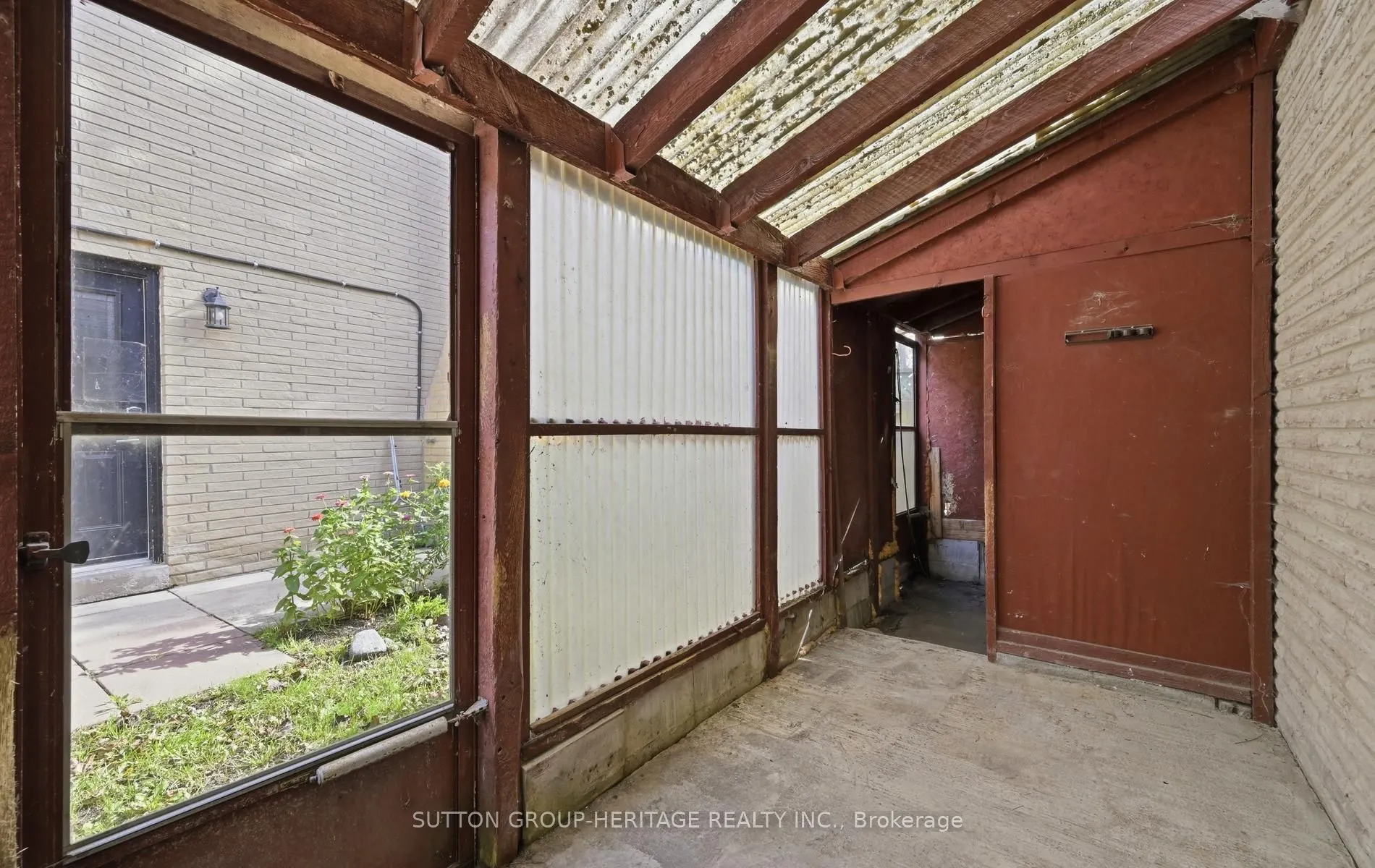 131 Darlingside Drive
