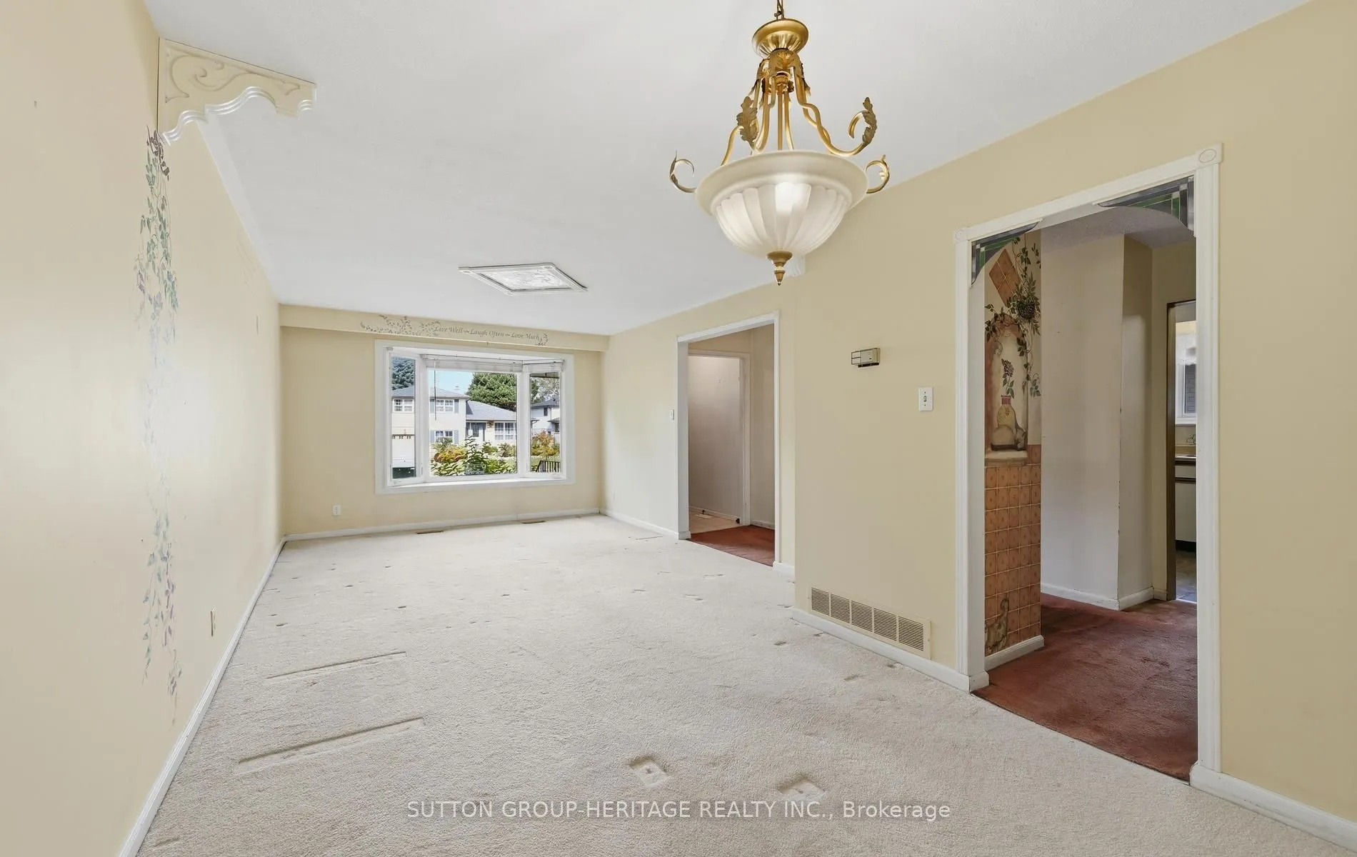 131 Darlingside Drive