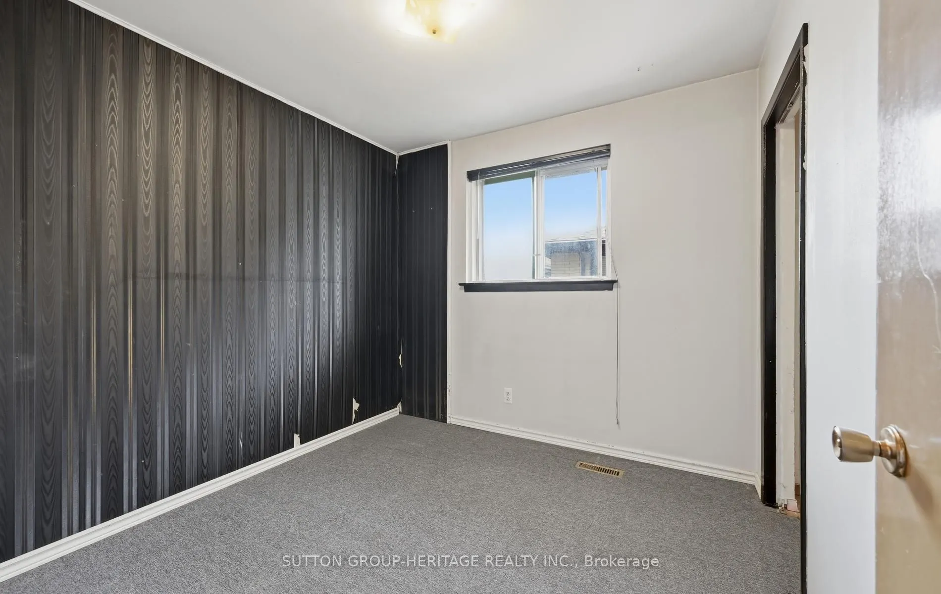 131 Darlingside Drive