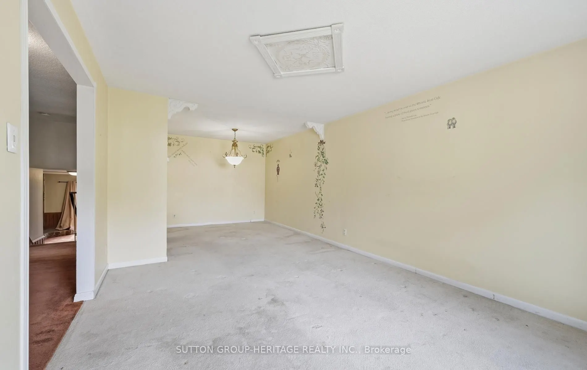 131 Darlingside Drive