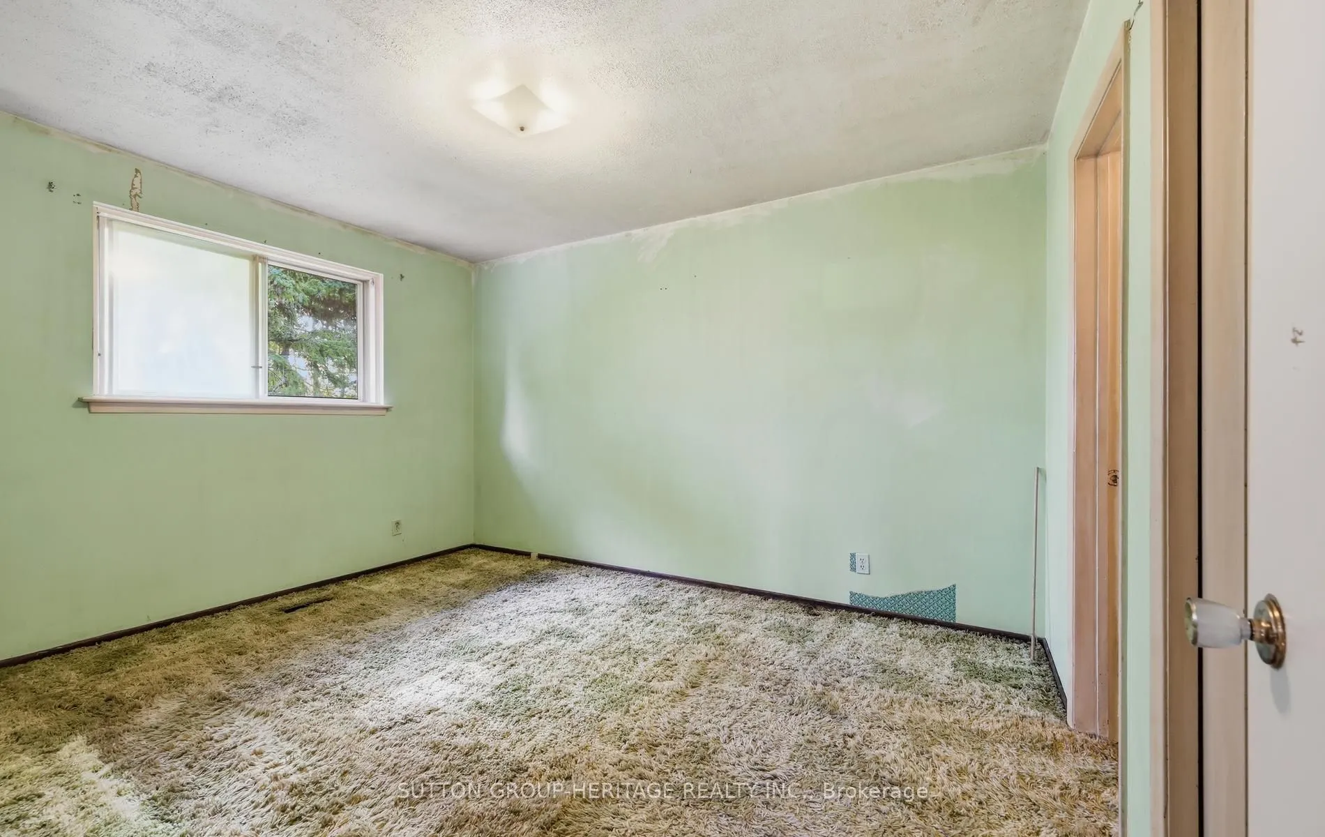 131 Darlingside Drive