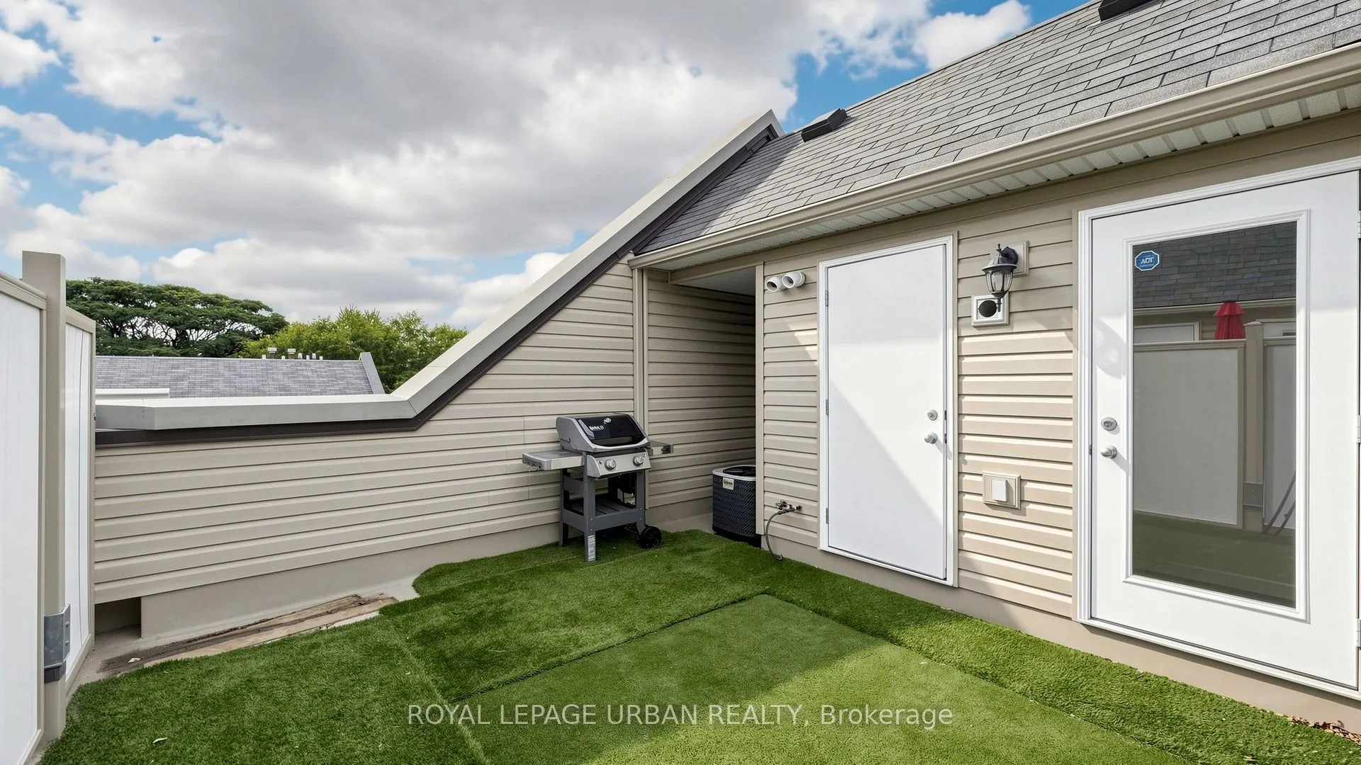 76 Munro Street #2