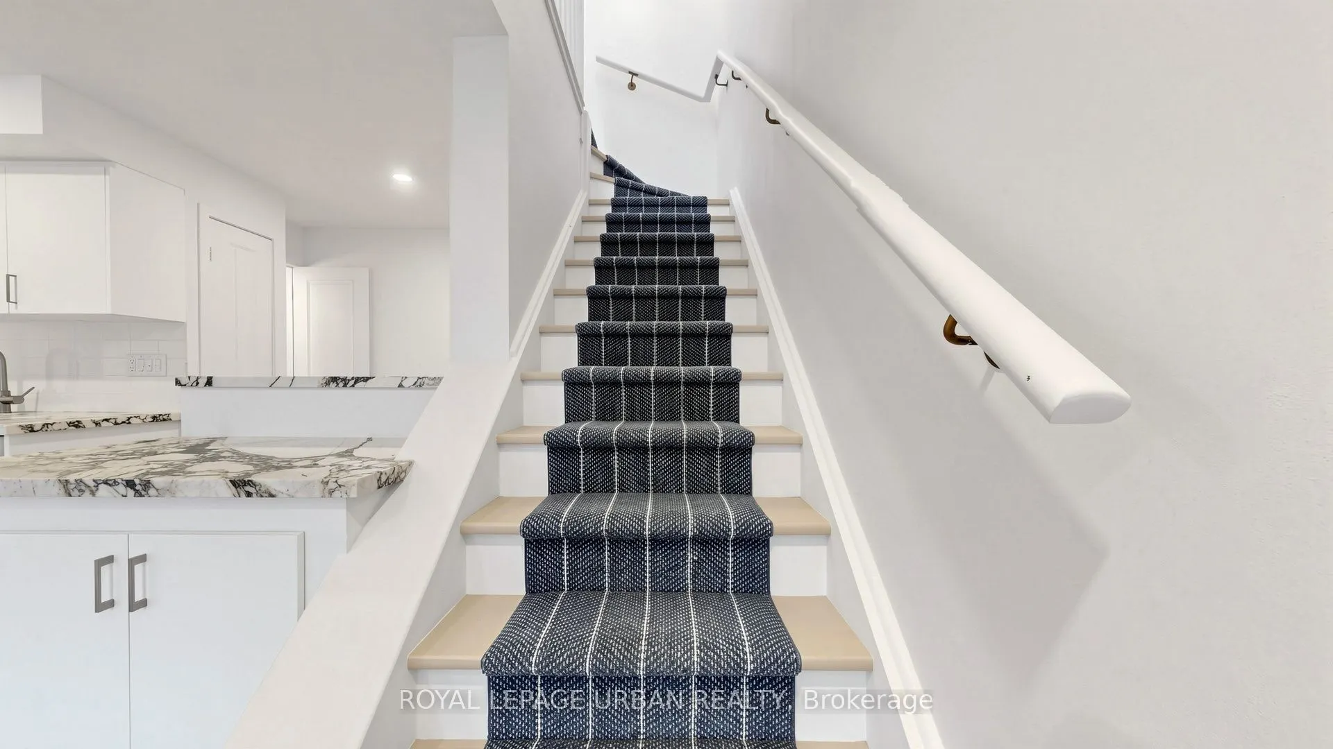 76 Munro Street #2