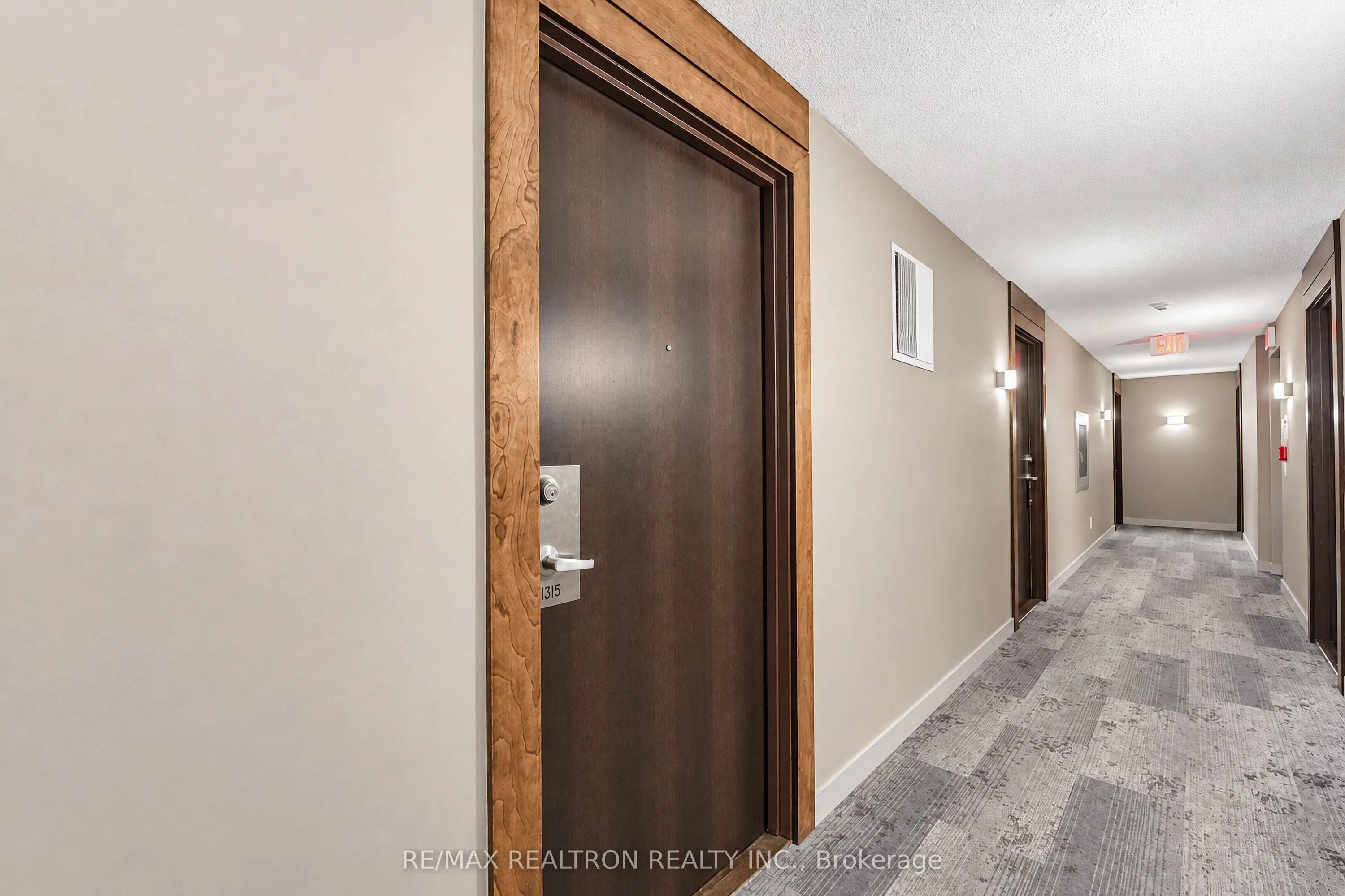 135 Village Green Square #1315