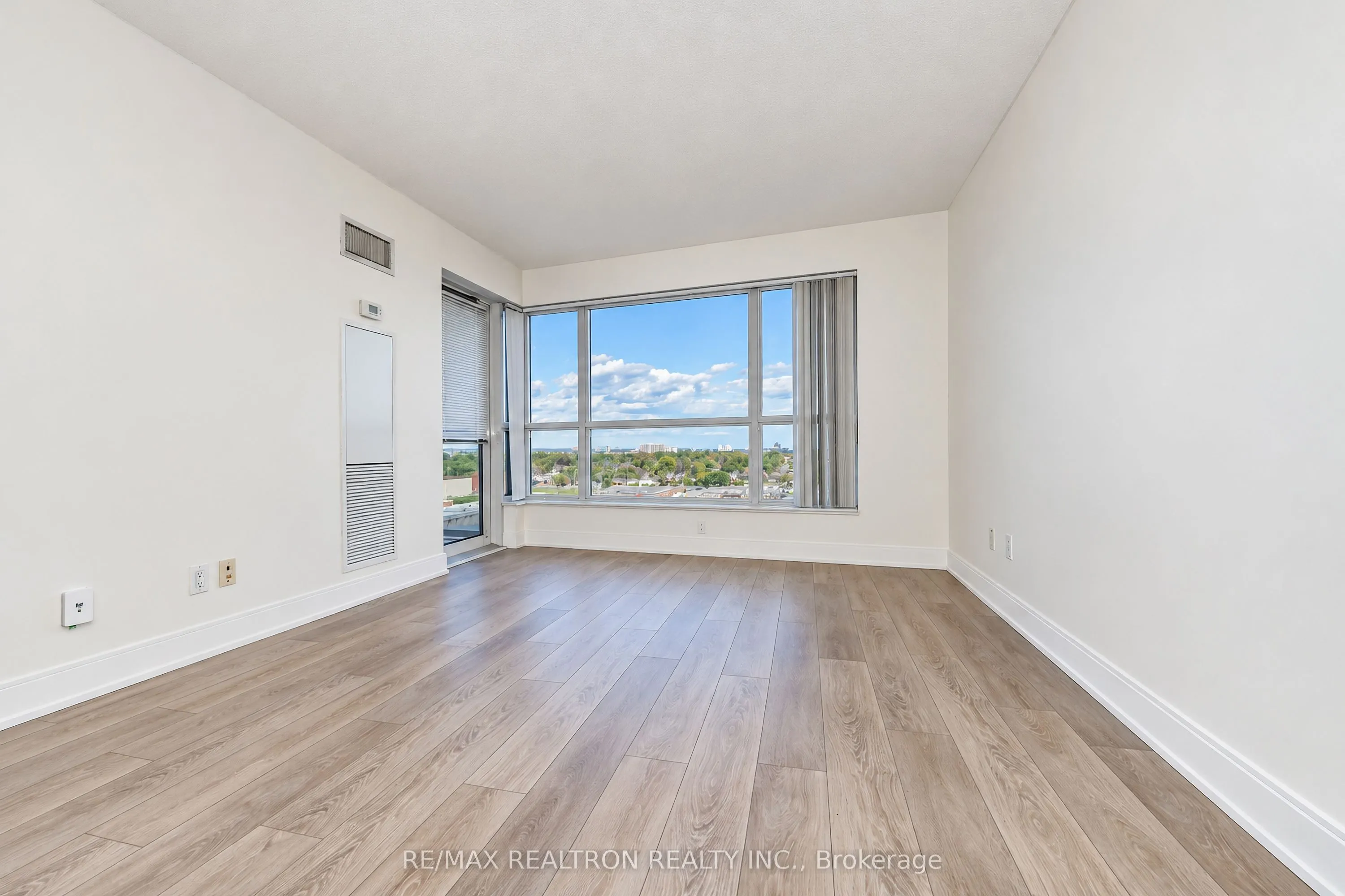 135 Village Green Square #1315