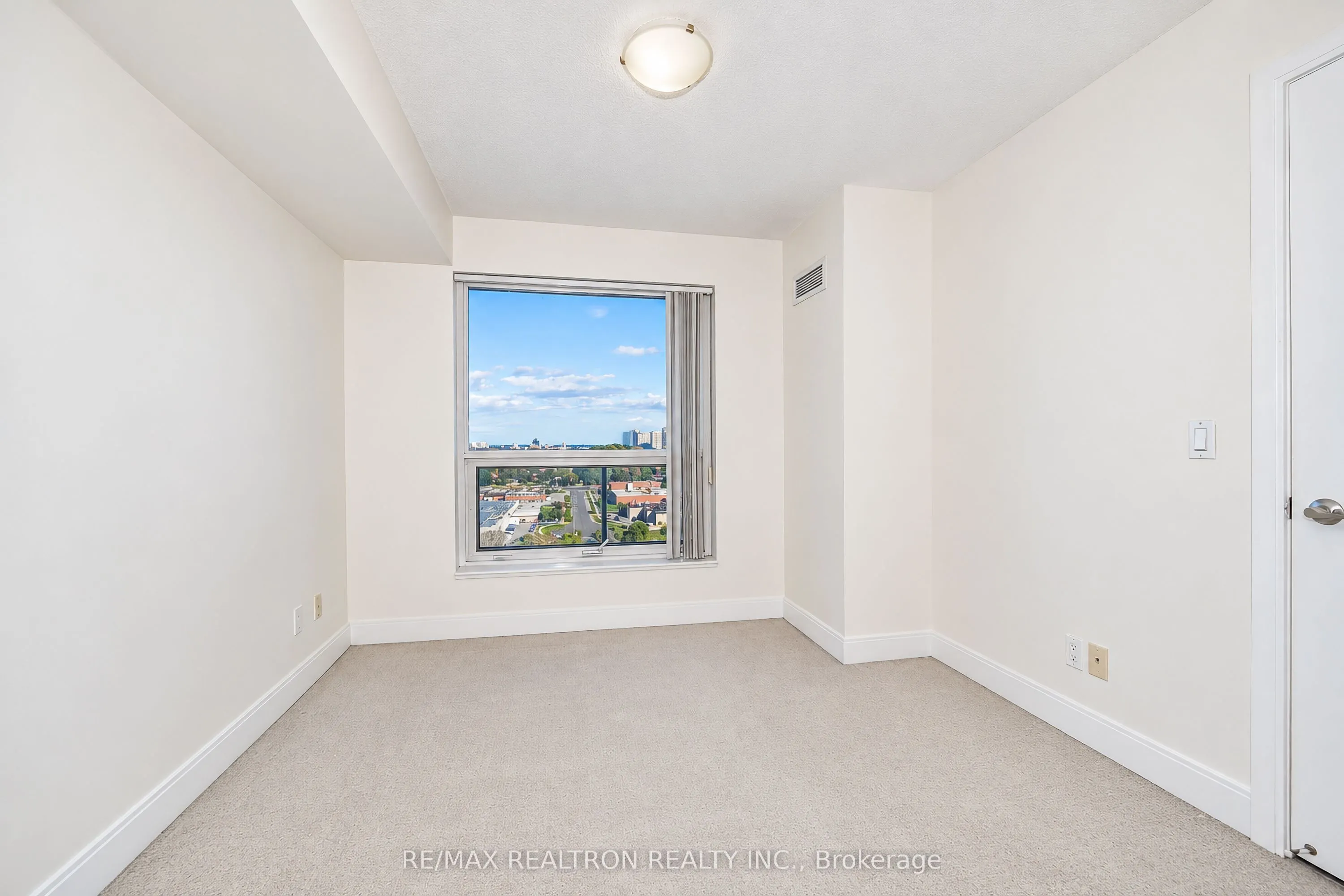 135 Village Green Square #1315