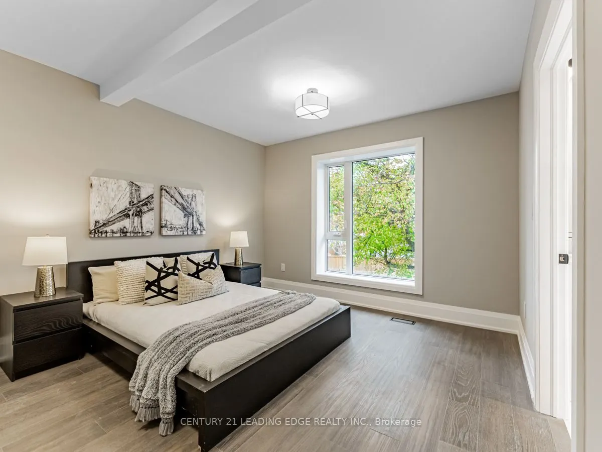 19 Donalda Crescent #UPPER
