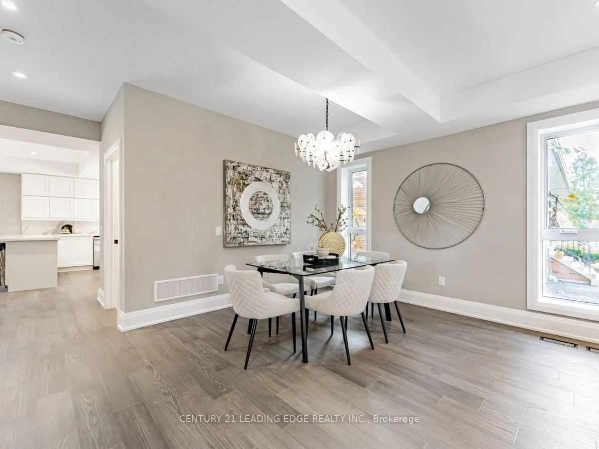 19 Donalda Crescent #UPPER