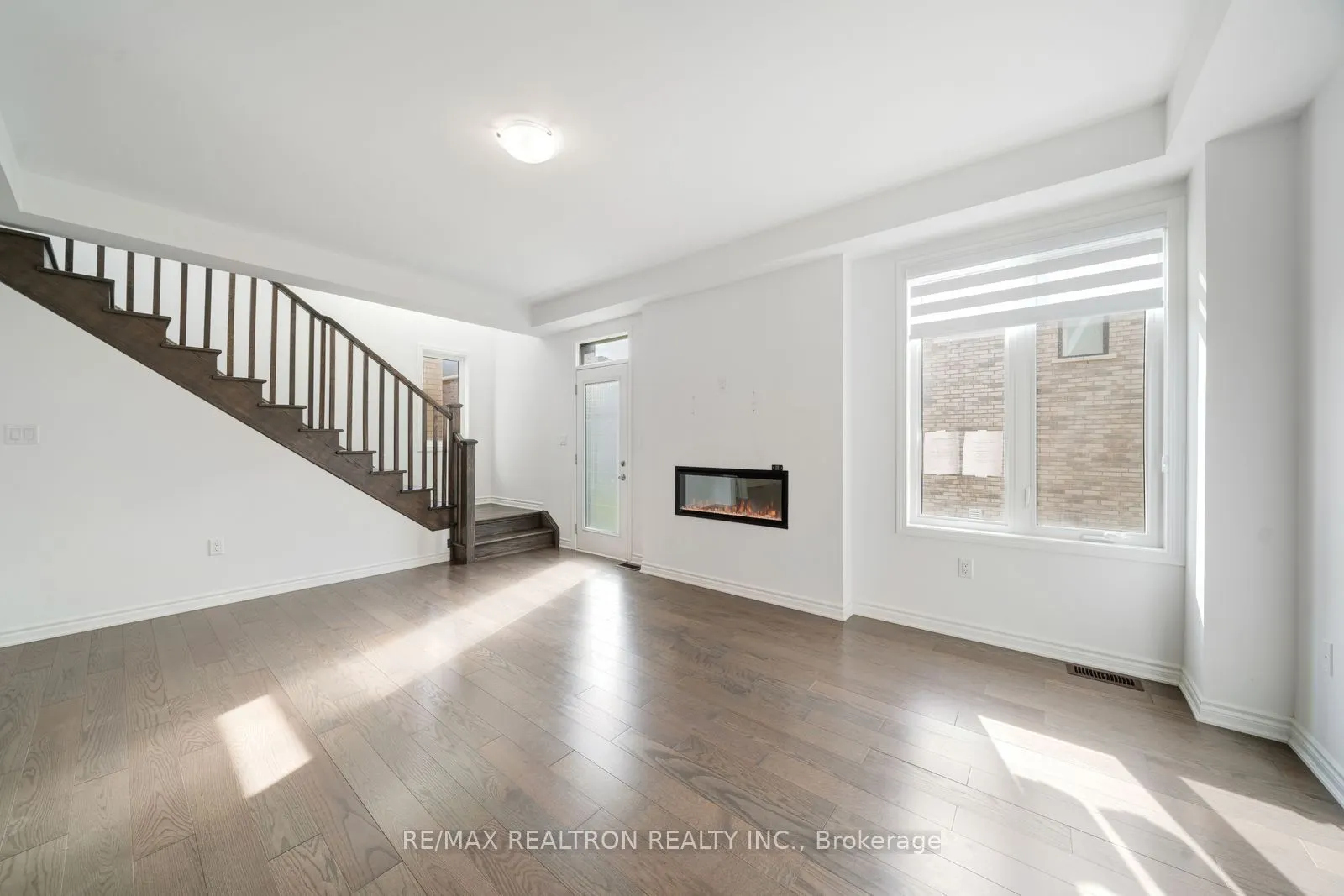 1570 Scarlett Trail