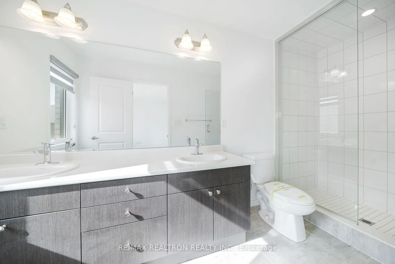1570 Scarlett Trail