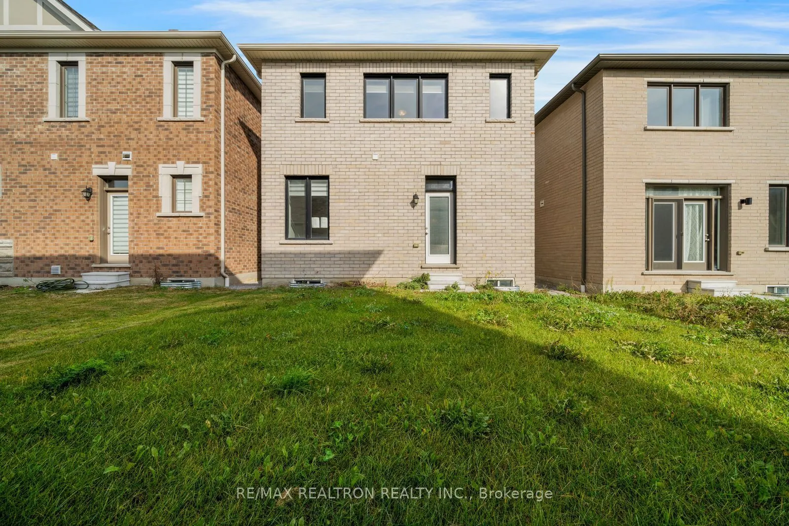 1570 Scarlett Trail