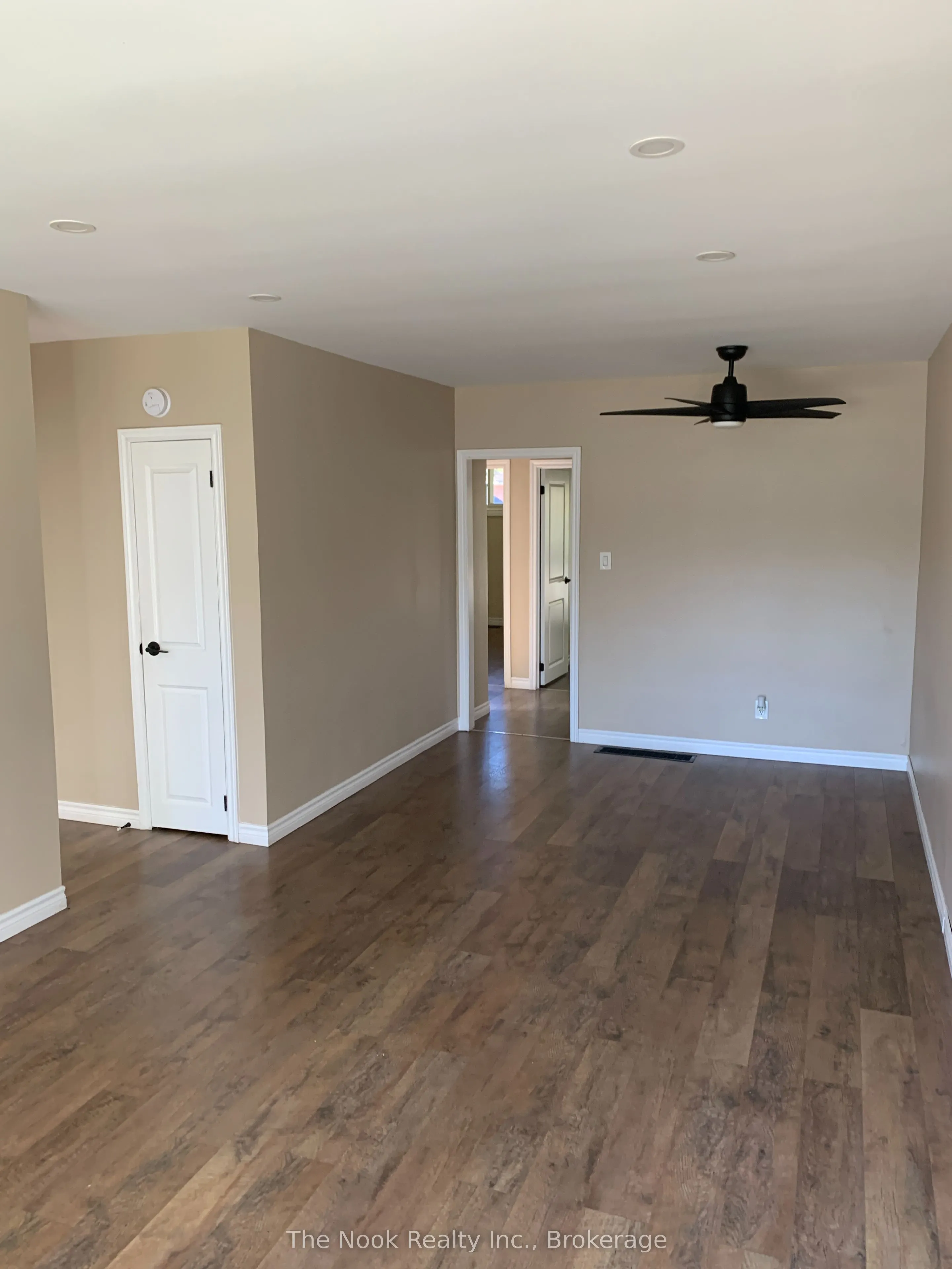 210 Dovedale Drive #Upper