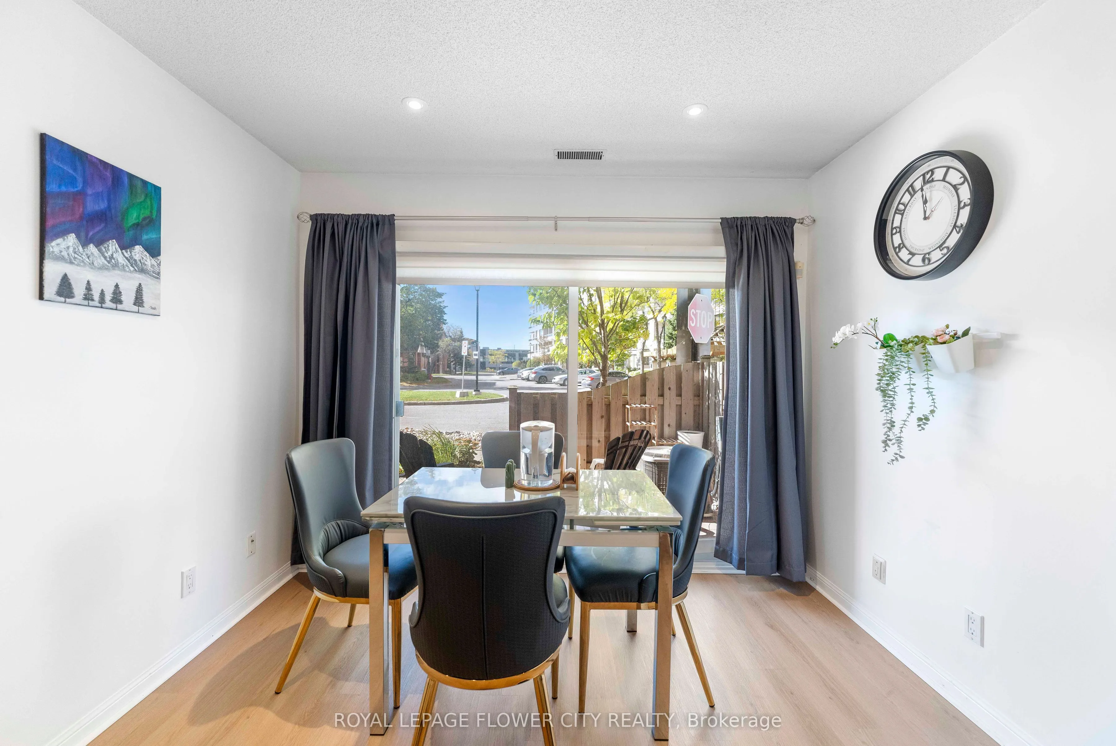 1400 The Esplanade #423