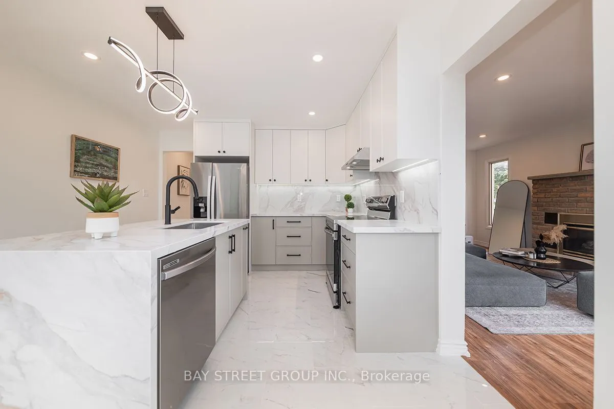 338 Prince Of Wales Drive