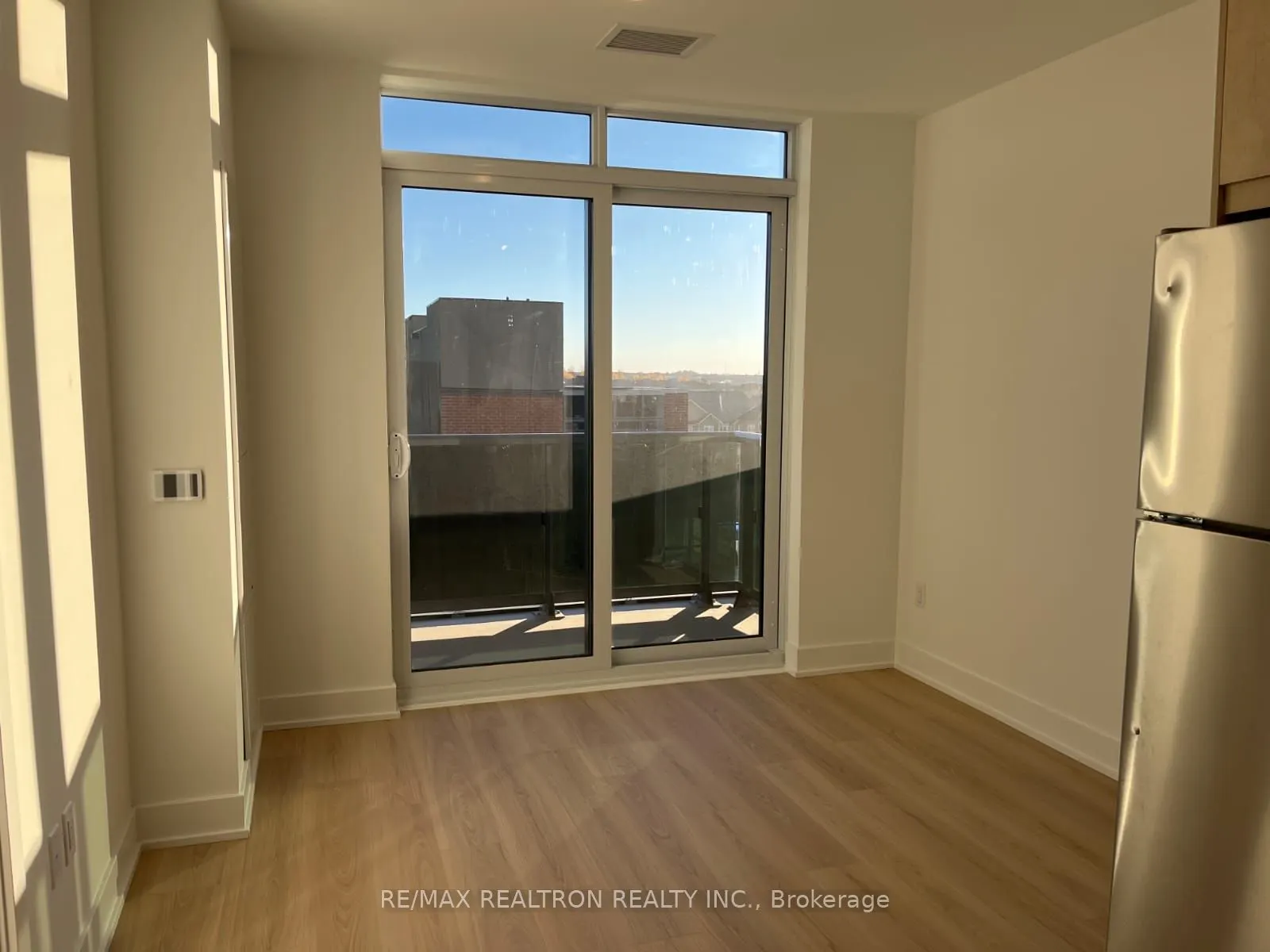 2545 Simcoe Street N #305