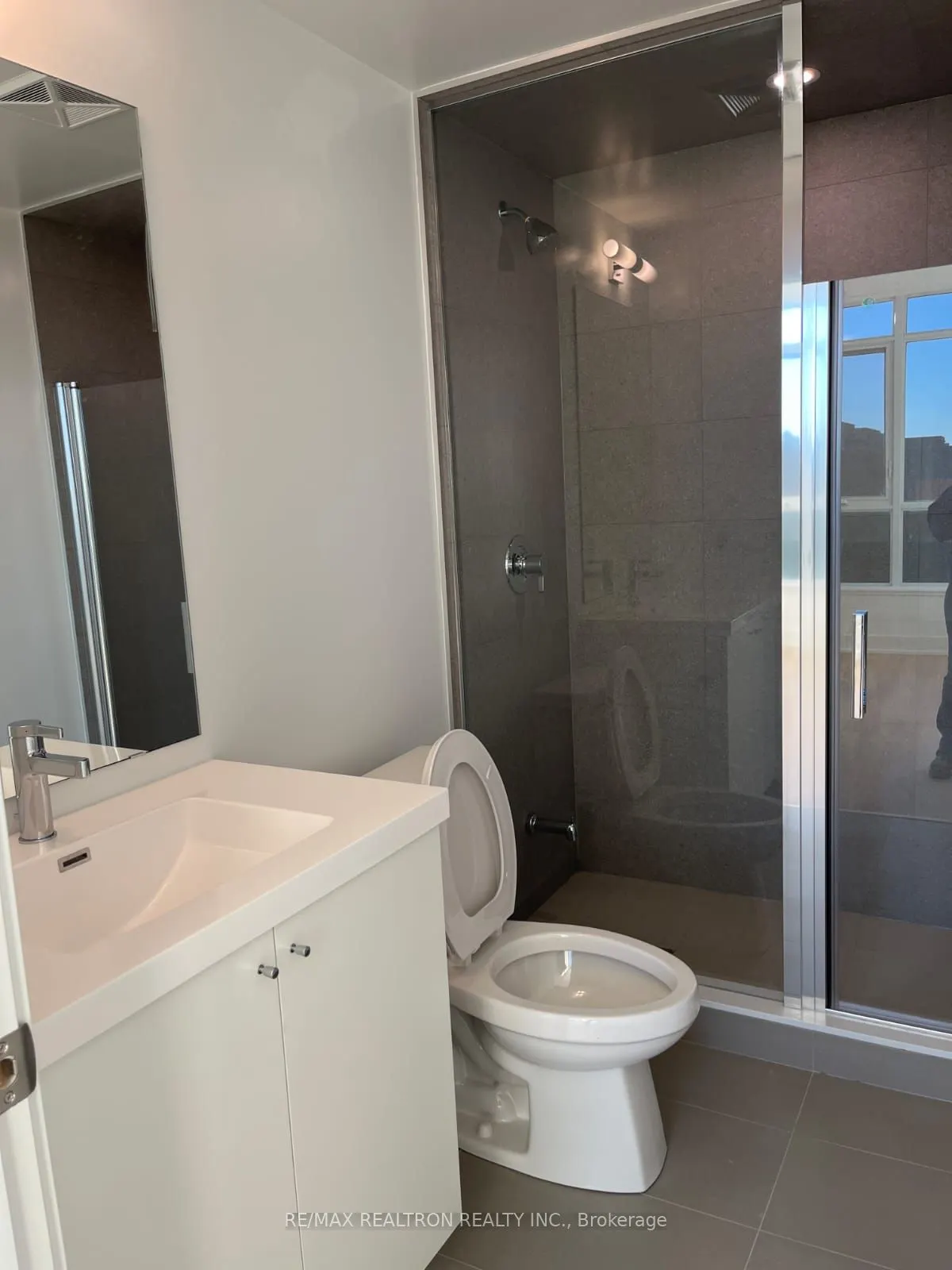 2545 Simcoe Street N #305
