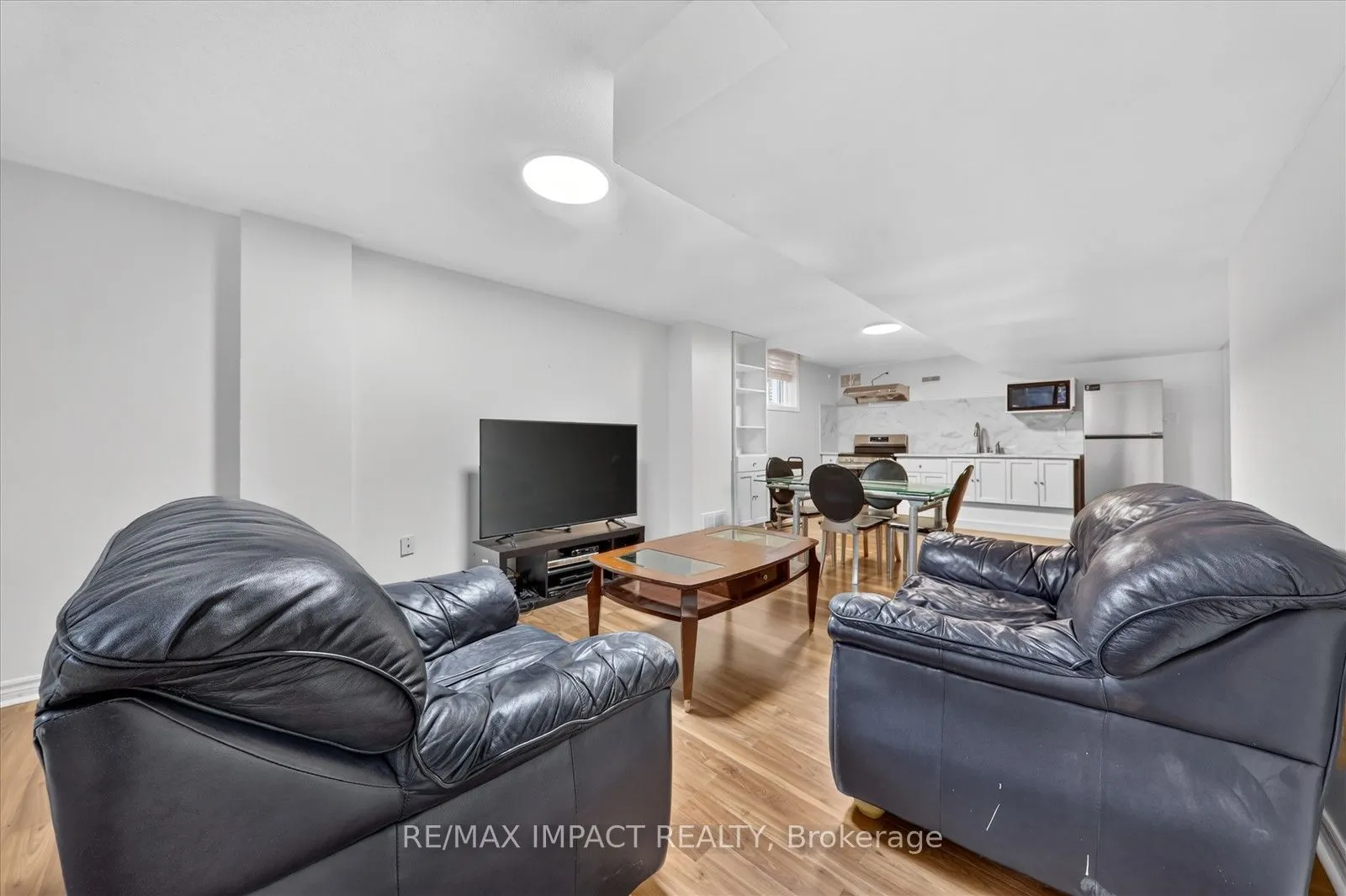 130 Baycliffe Drive #Basement