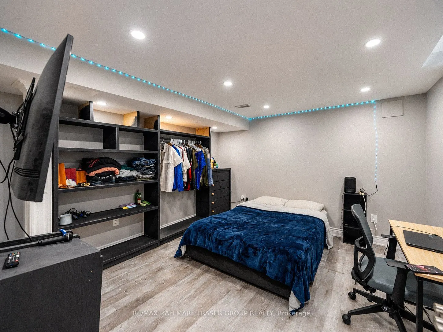 1 Mcneilage Court