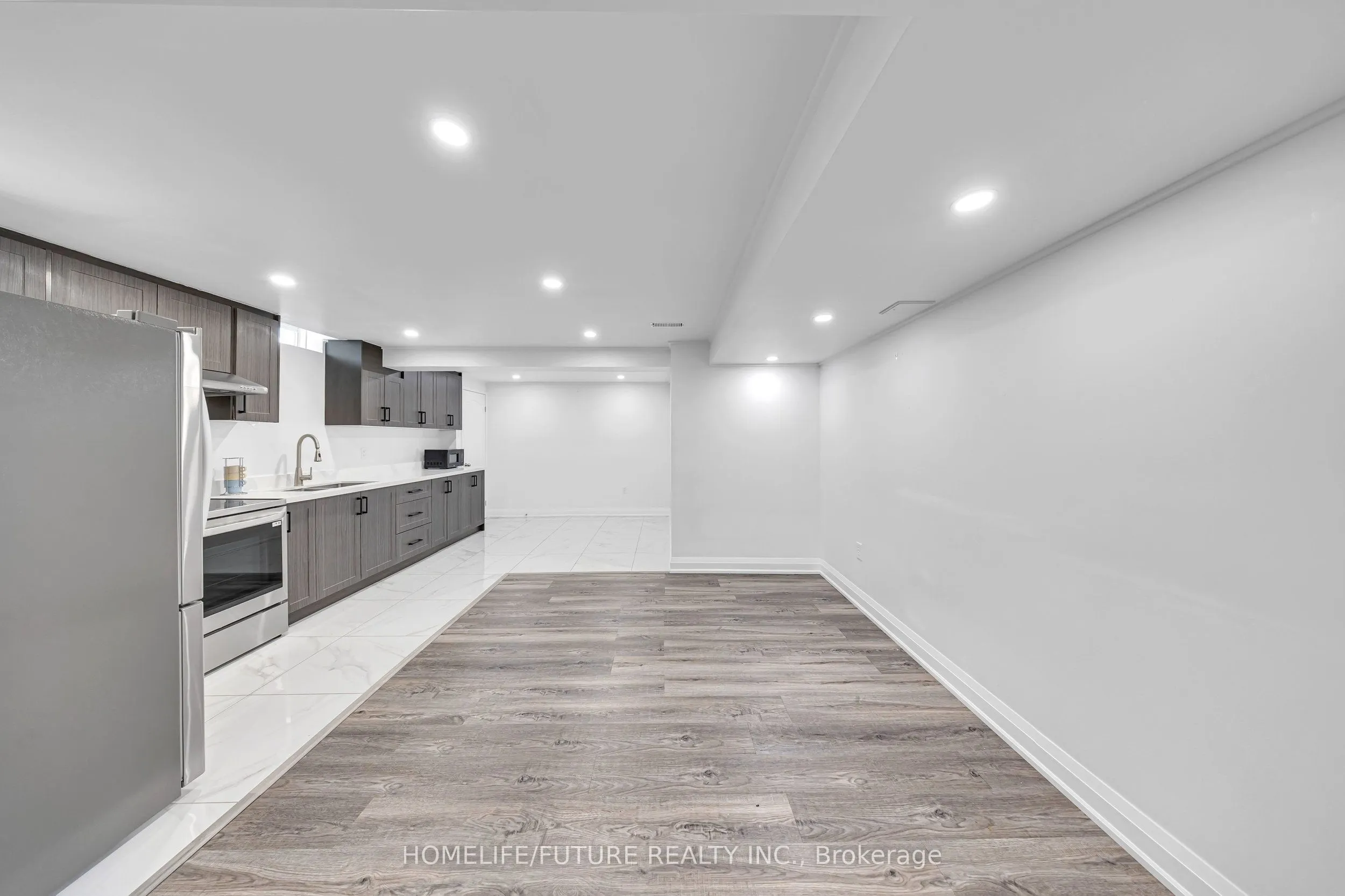 17 Grainger Crescent