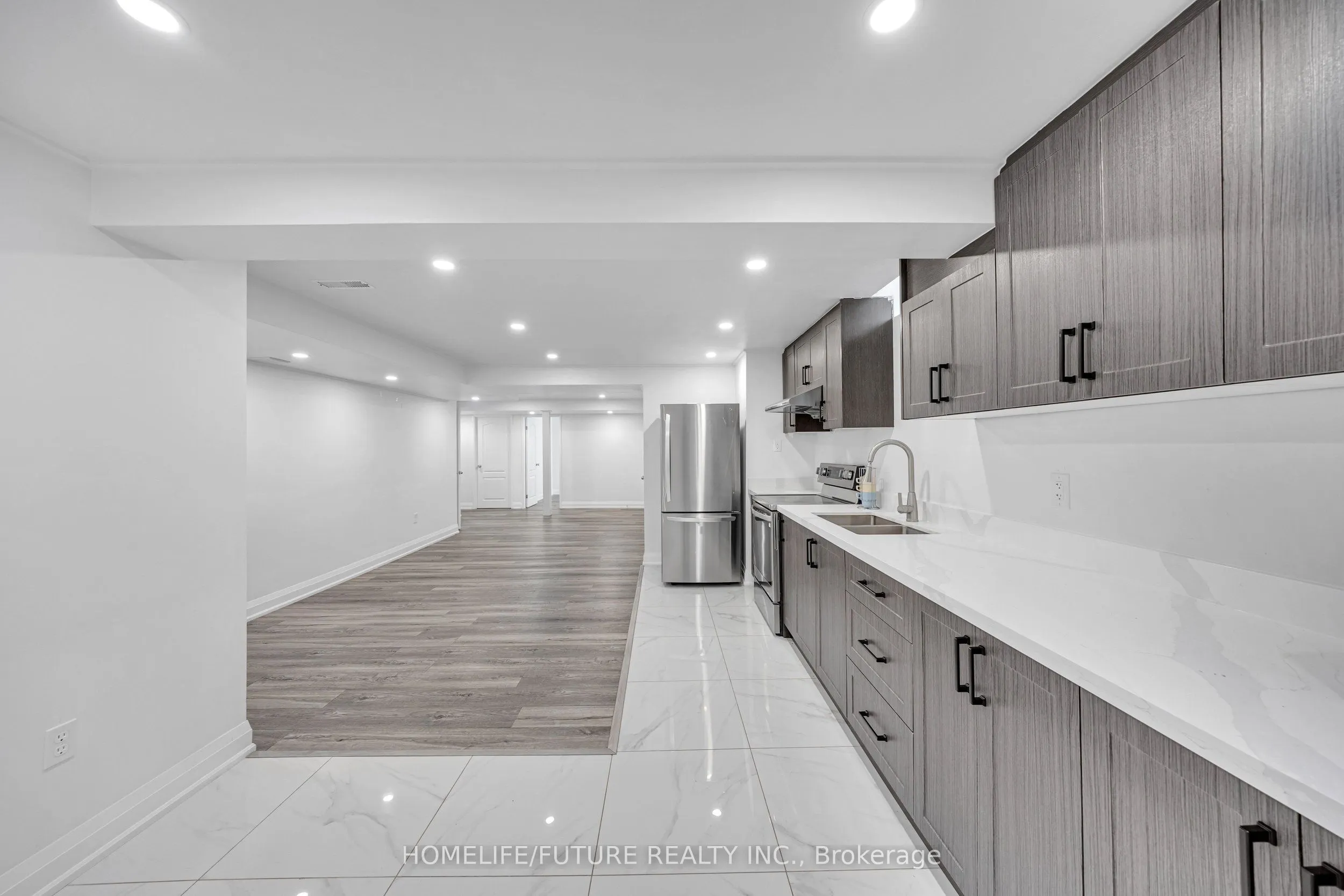17 Grainger Crescent