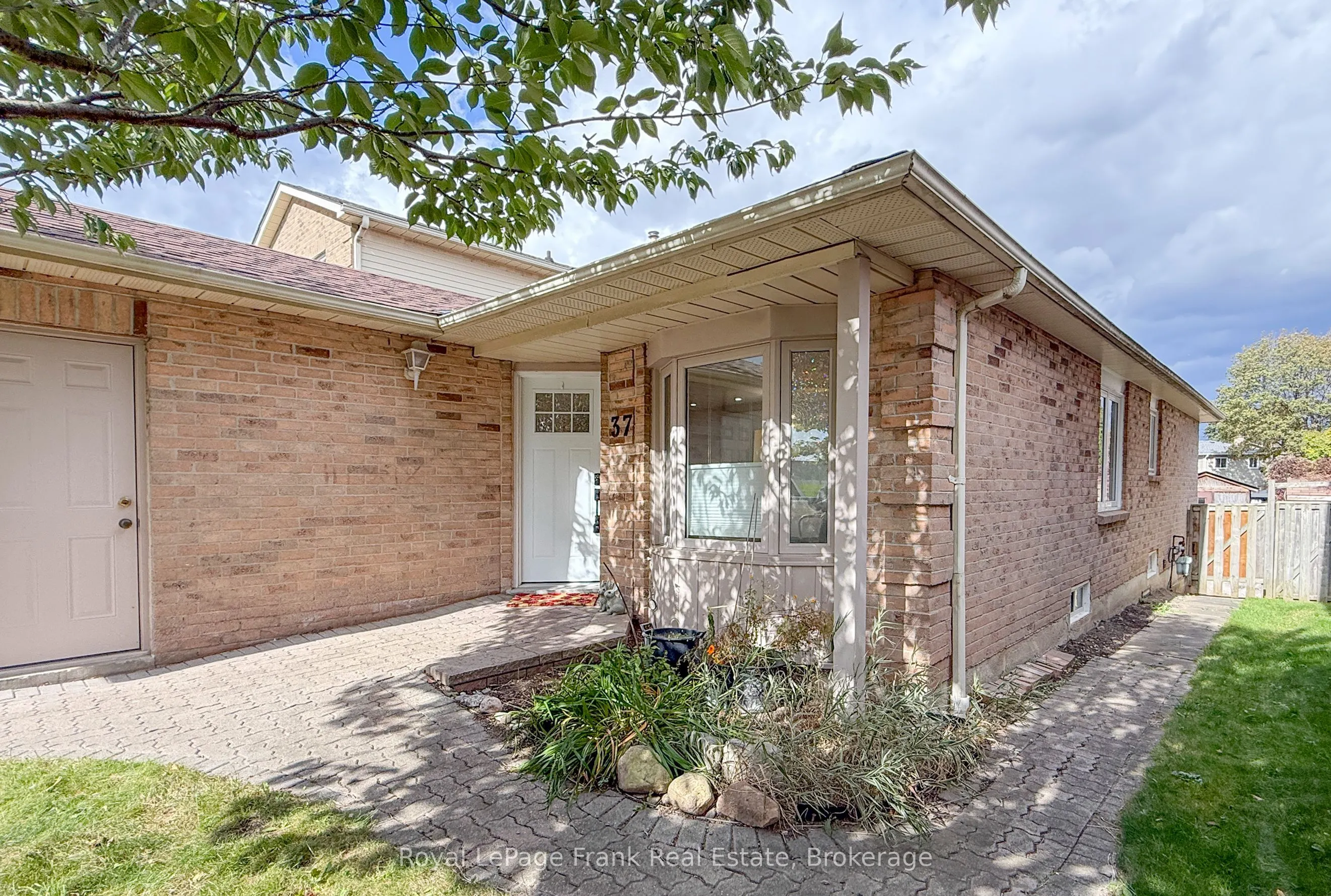 37 Angus Drive