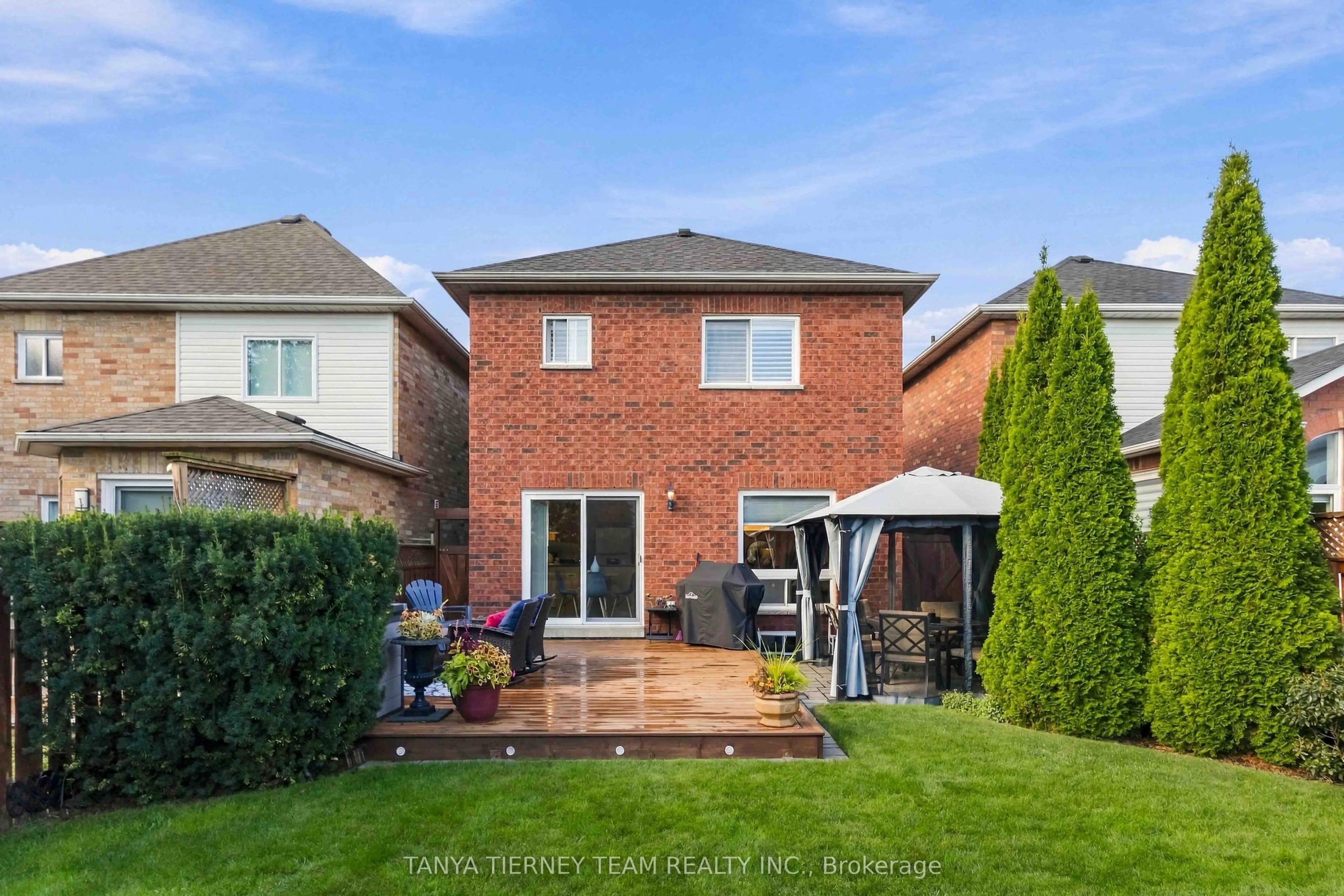 28 Castle Green Drive