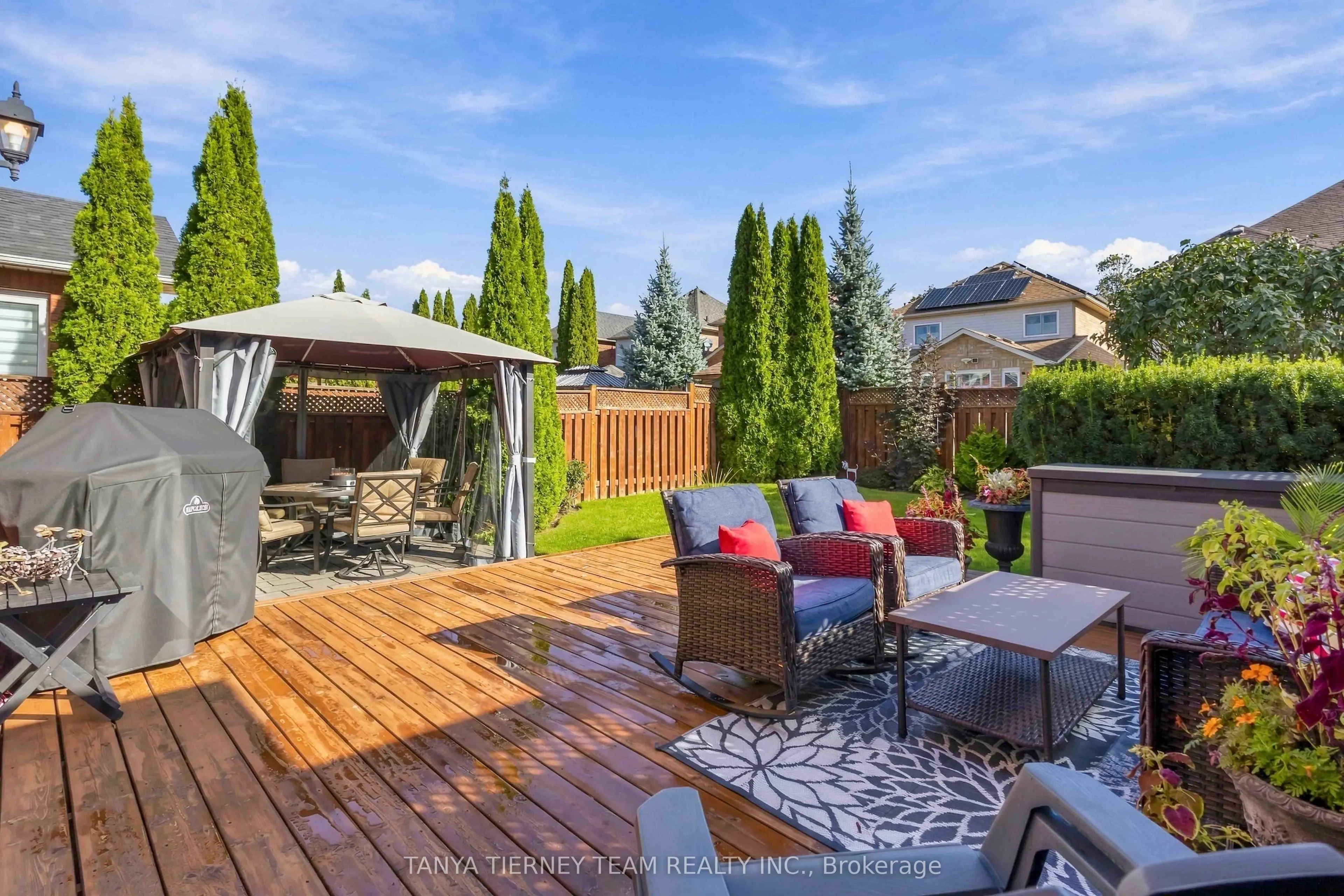 28 Castle Green Drive